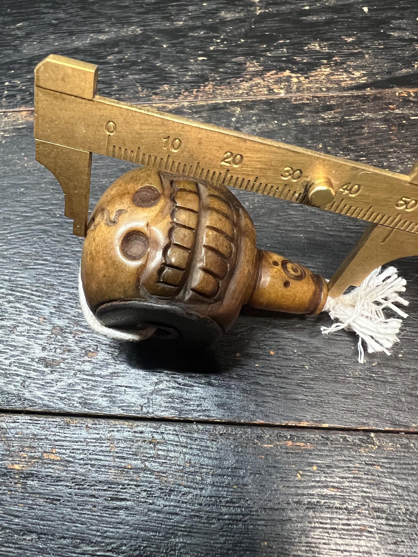 Hand‑Carved Yak Bone Skull Guru Bead, Large Tibetan Citipati Kapala Bead with “Om” Mantra, Iron‑Inlaid Charnel Ground Mala Centerpiece