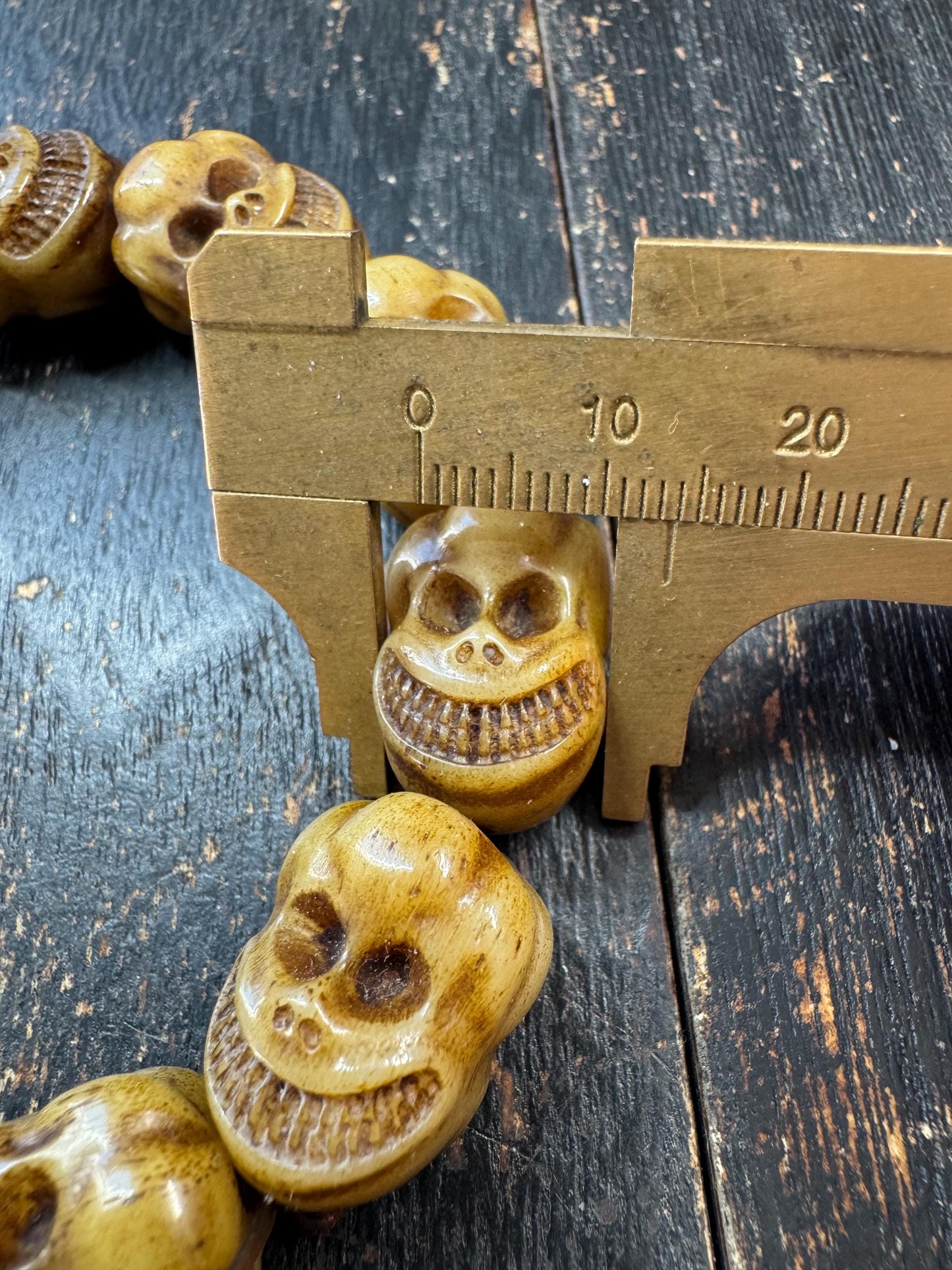 Yak Bone Skull Bracelet Mala, Tibetan Charnel Ground Style, Hand Carved Skull Beads, Elastic Cord Bracelet, Meditation Protection Jewelry