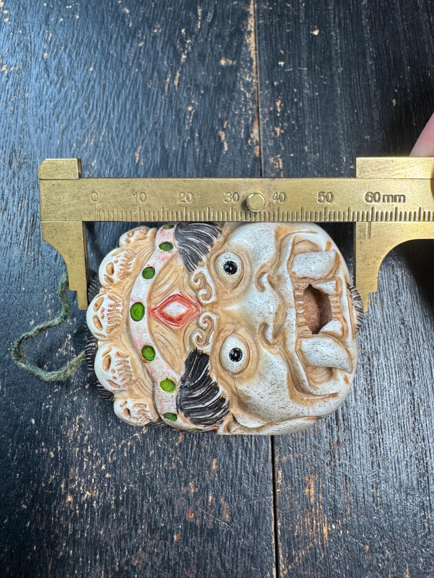 Antique Style Deer Antler Carved Vajra Protector Mask Pendant – Hand Carved Guangcai Polychrome, Wrathful Guardian Amulet