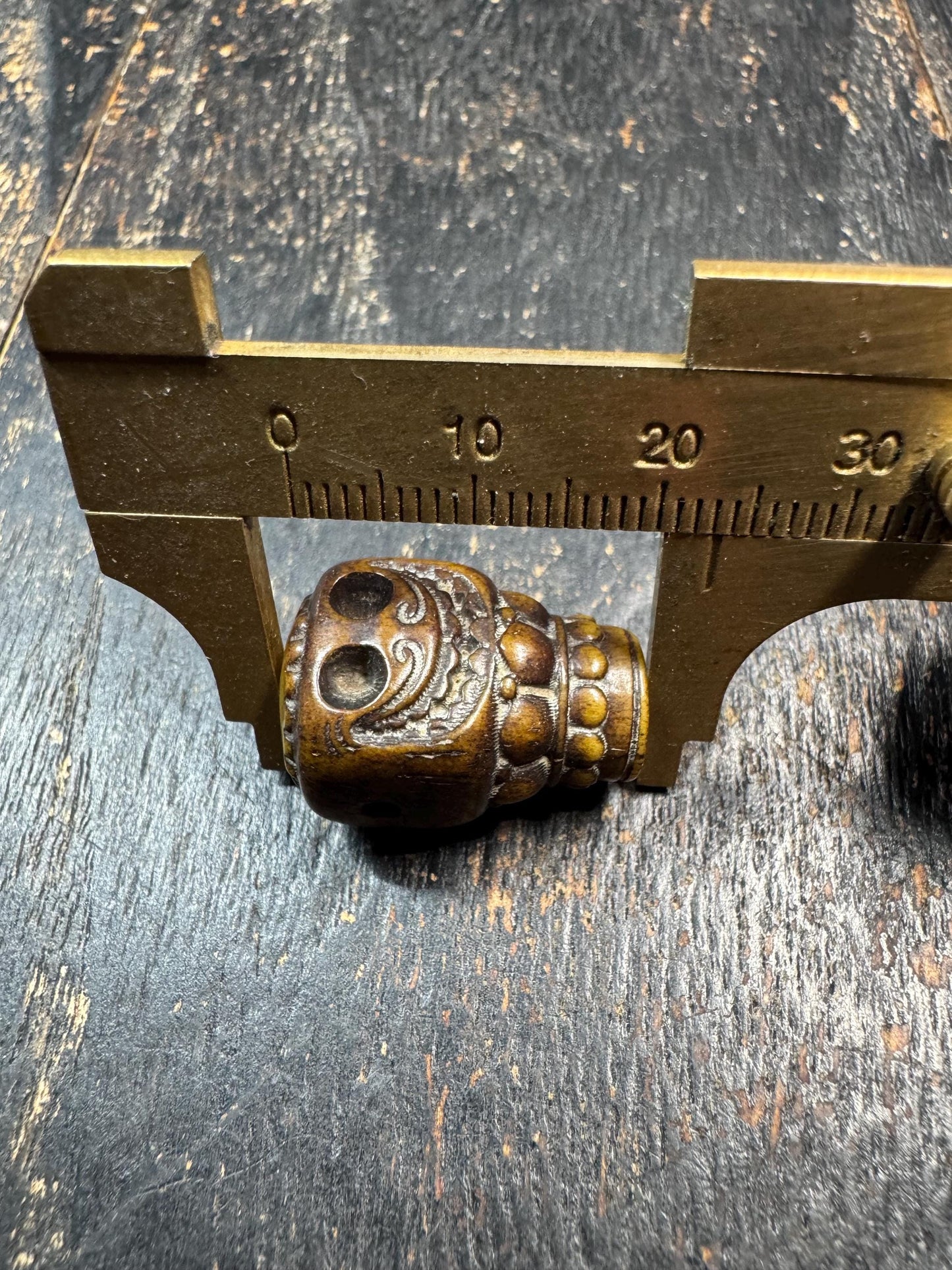 Hand Carved Yak Bone Skull Guru Bead, Tibetan Style Kapala Mala Focal Bead, Handmade Carved Bone Bead for Jewelry Making