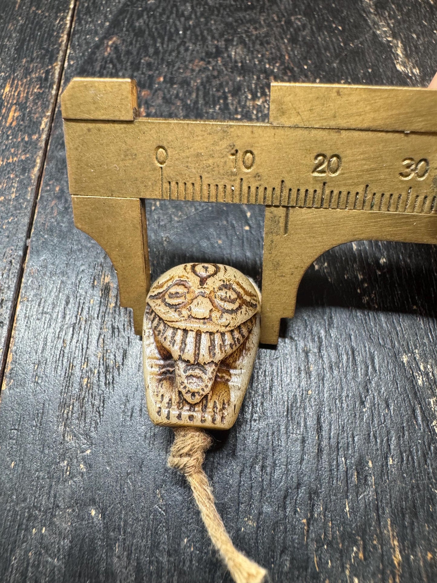 Hand-Carved Yak Bone Citipati Skull Bead – Tibetan Buddhist Protector Charm, Carved Bone Guru Bead for Mala, Jewelry Making Supply, Spiritua