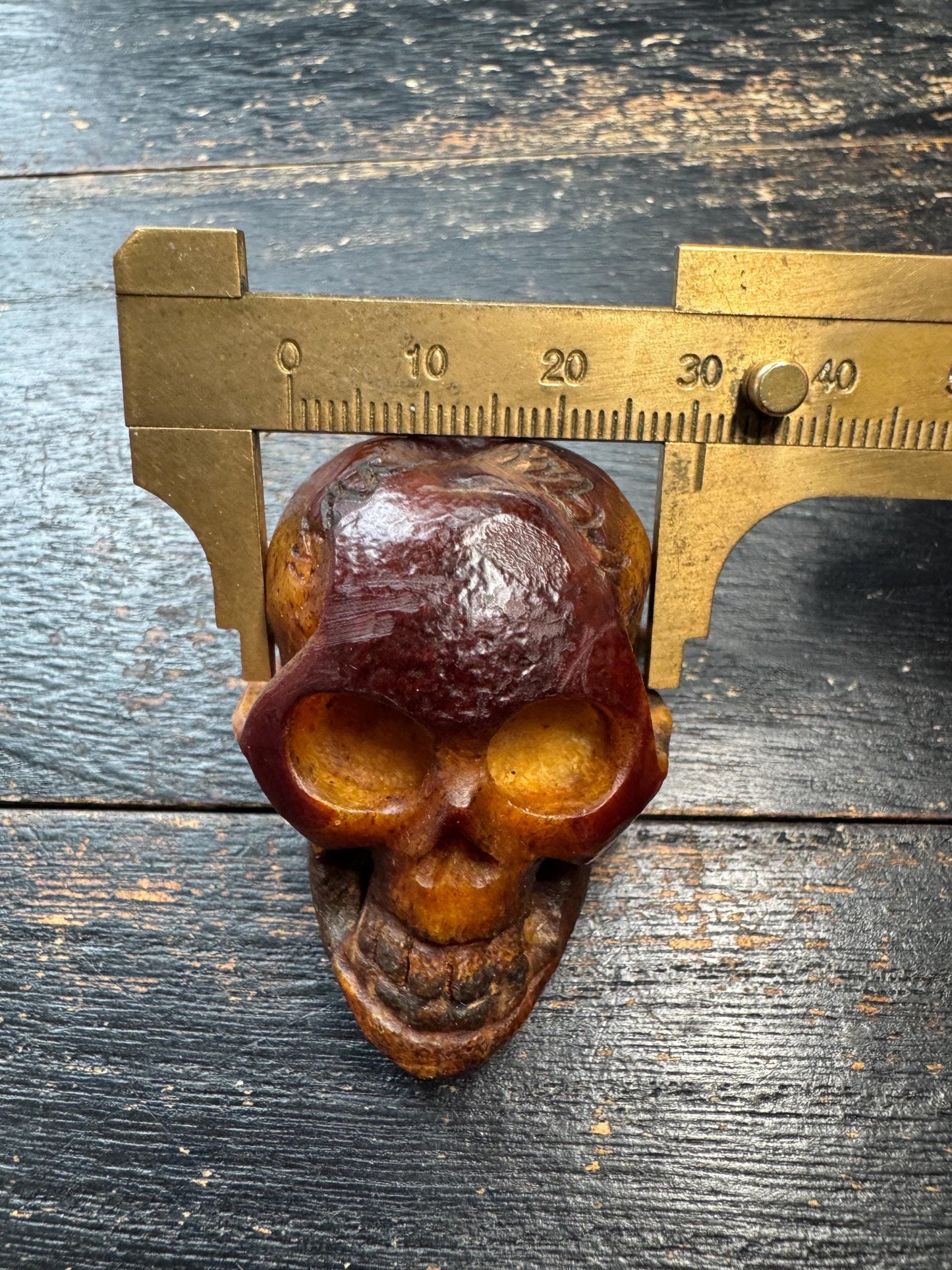 Tibetan Charnel Ground Skull Guru Bead, Hand Carved Yak Bone Focal Bead, Citipati Inspired Mala Guru Bead, Large Center Bead for Prayer Mala