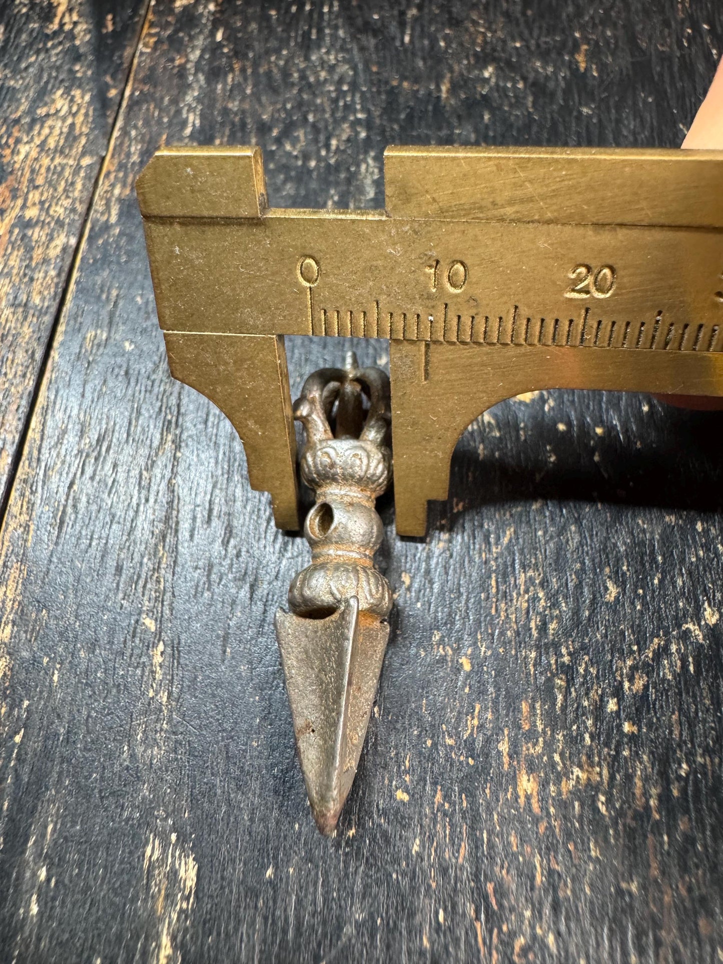 Vintage Tibetan Phurba Pendant • Vajra Kila Amulet • Iron Ritual Dagger Charm • Himalayan Thokcha Pendant • Mala Accessory(H707)