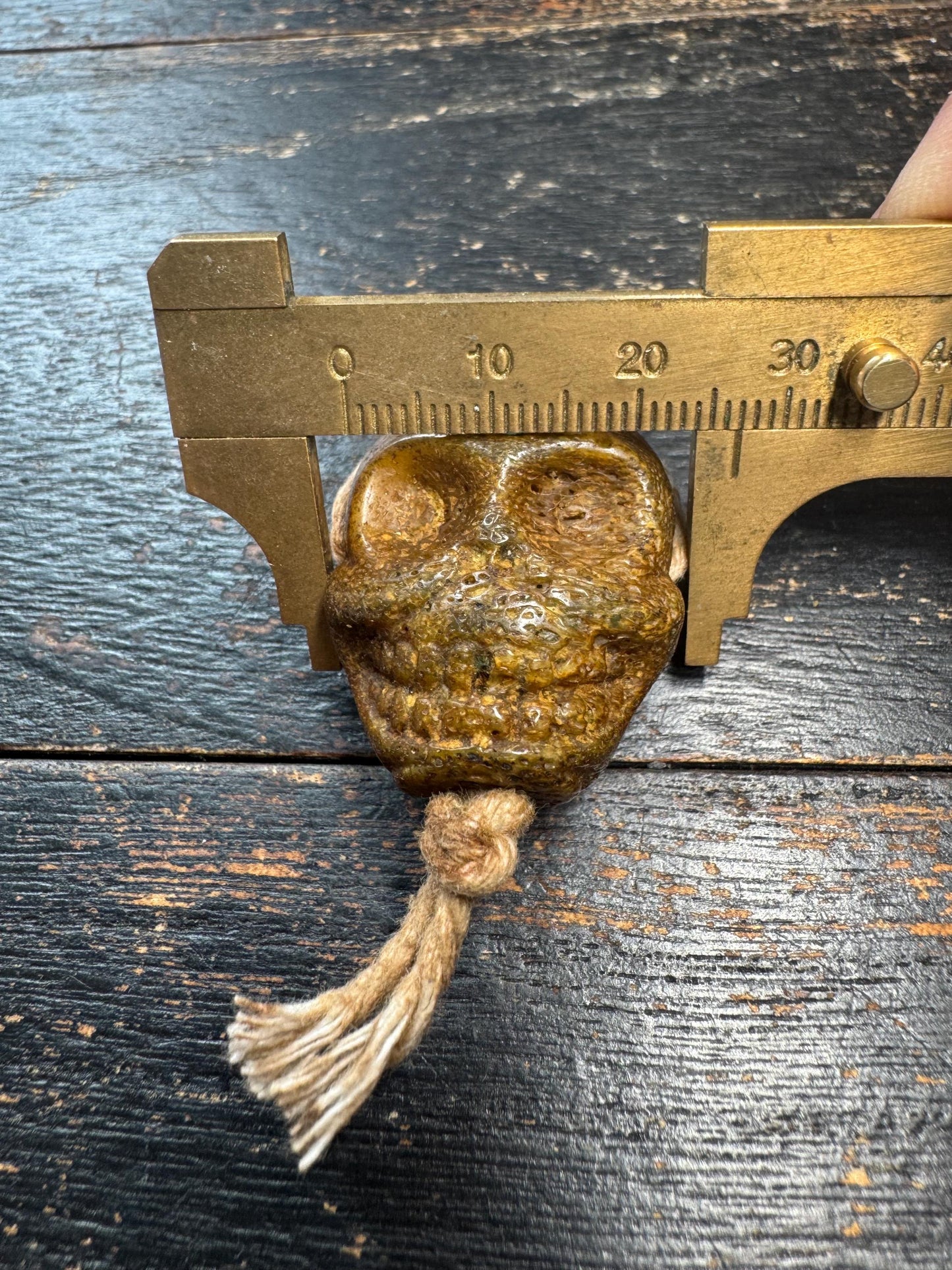 Citipati Yak Bone Guru Bead, Double-Sided Skull Guru Bead, Tibetan Mala Center Bead, Hand Carved Yak Bone Connector, Memento Mori Prayer Bea