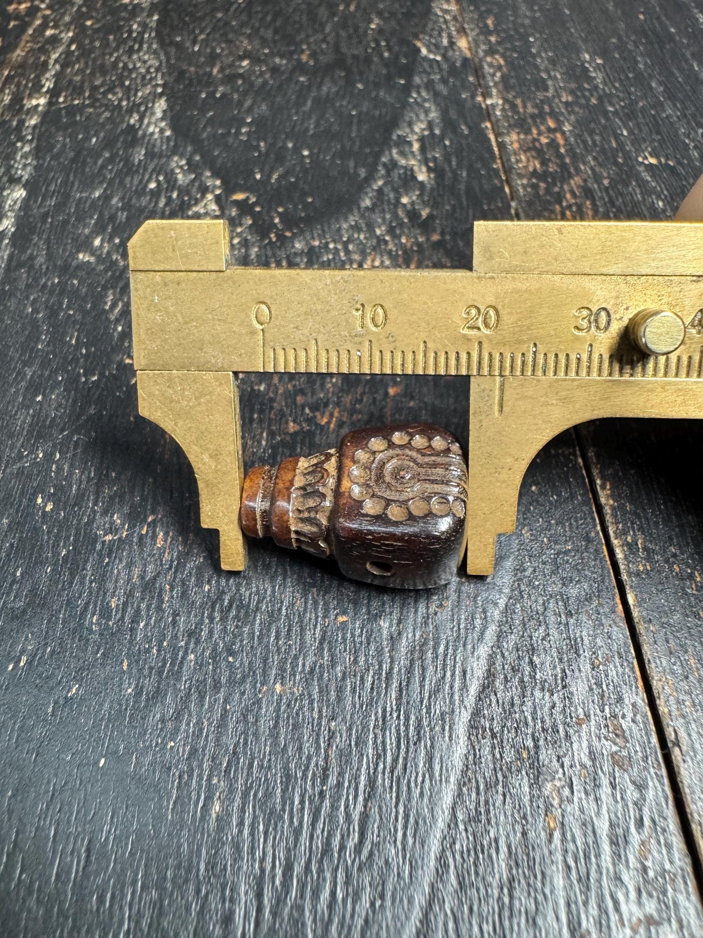 Vintage Hand-Carved Yak Bone Guru Bead with Mantra Motif | Tibetan Three-Hole Guru Bead for Mala Necklace | Replacement Center Bead(H725)