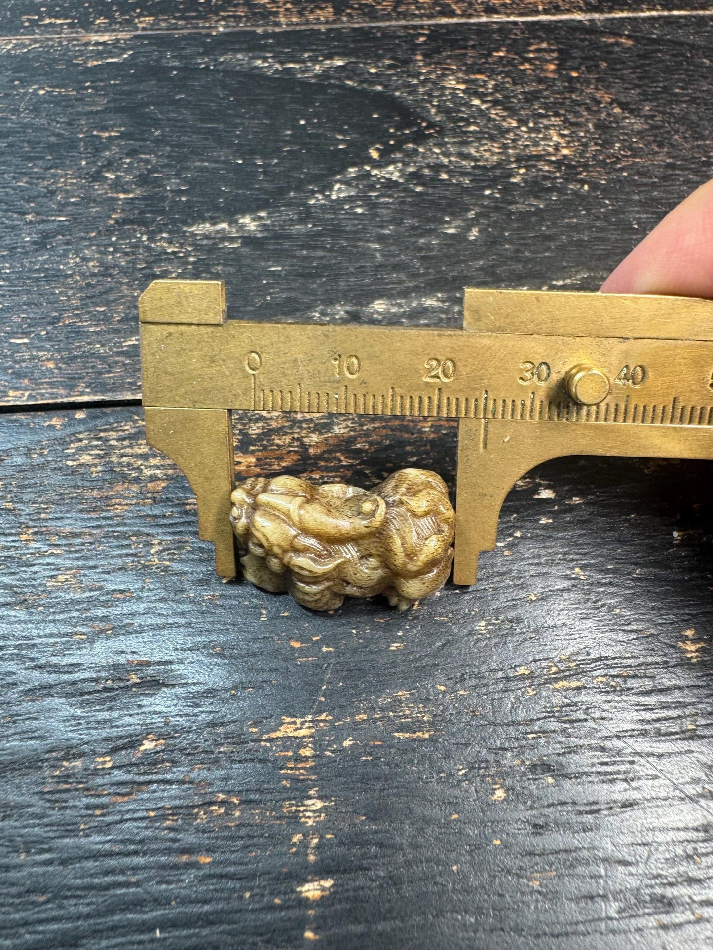 Hand Carved Yak Bone Pixiu Bead Pendant, Tibetan Style Pi Yao Amulet, Fortune Wealth Talisman, DIY Mala Guru Bead Charm(H768)