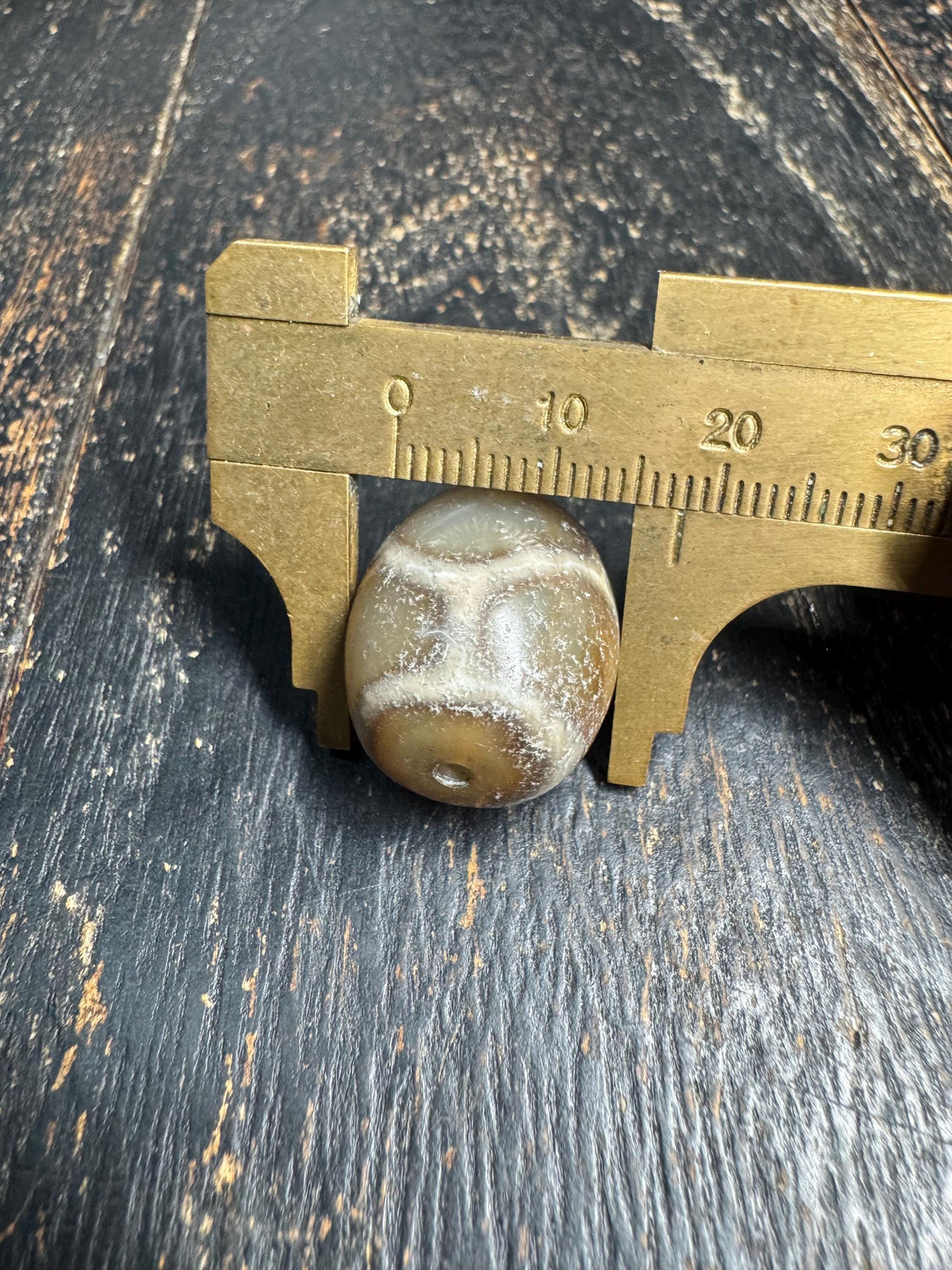 Tibetan Agate Bead, Dzi Style Round Agate Bead, Natural Stone Tibetan Prayer Bead, Buddhist Meditation Talisman, Loose Bead Pendant(H968)