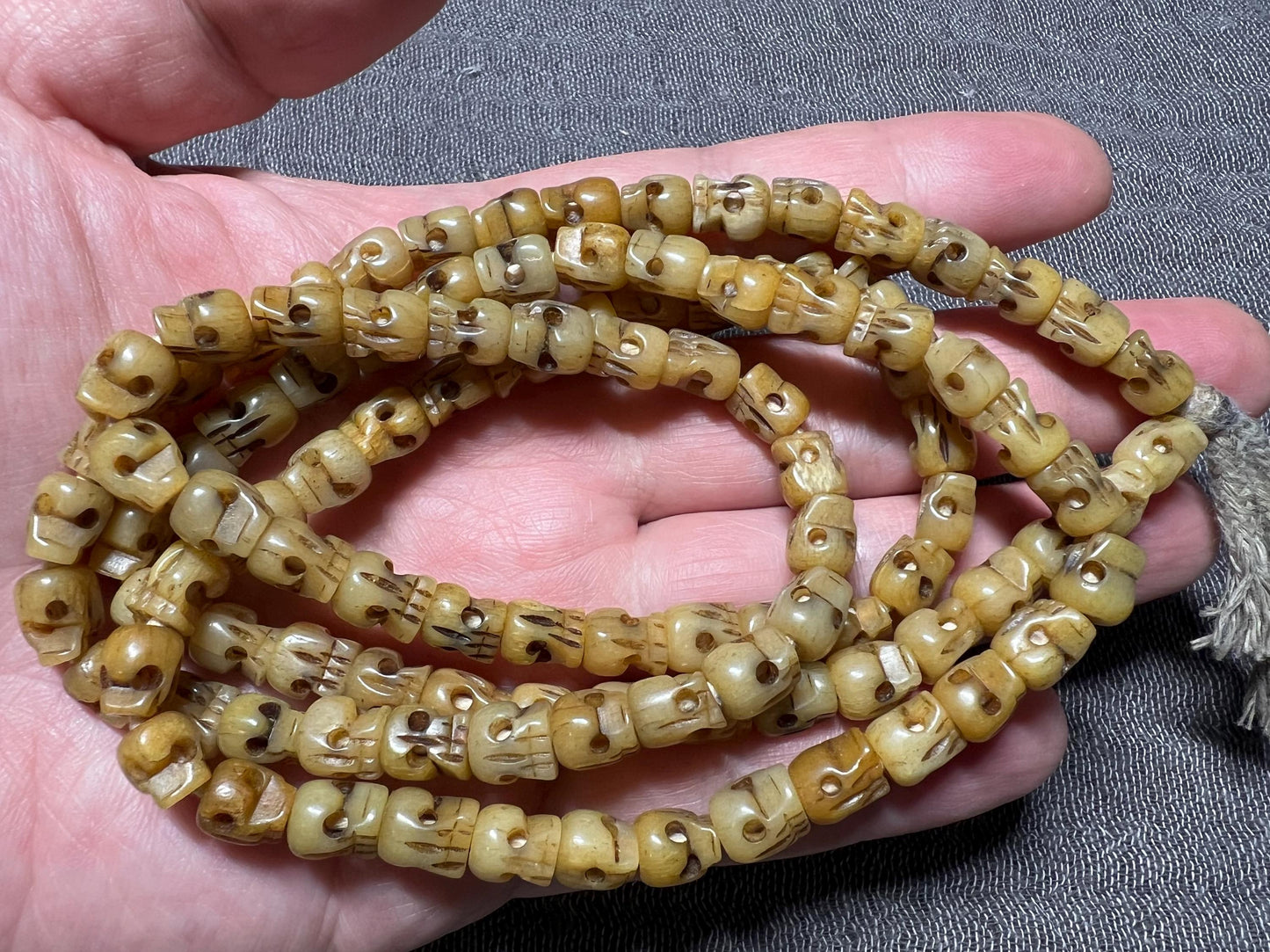 Handmade Tibetan Yak Bone Skull Mala: Buddhist Prayer Beads(7-8mm)