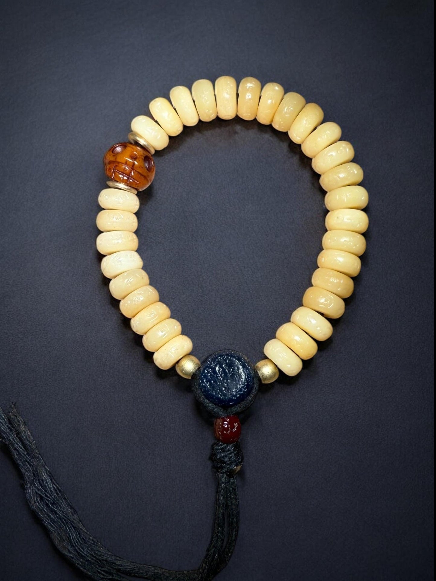 Tibetan Yak Bone Wrist Mala: Om Mani Mantra, Agate & Citipati Skull