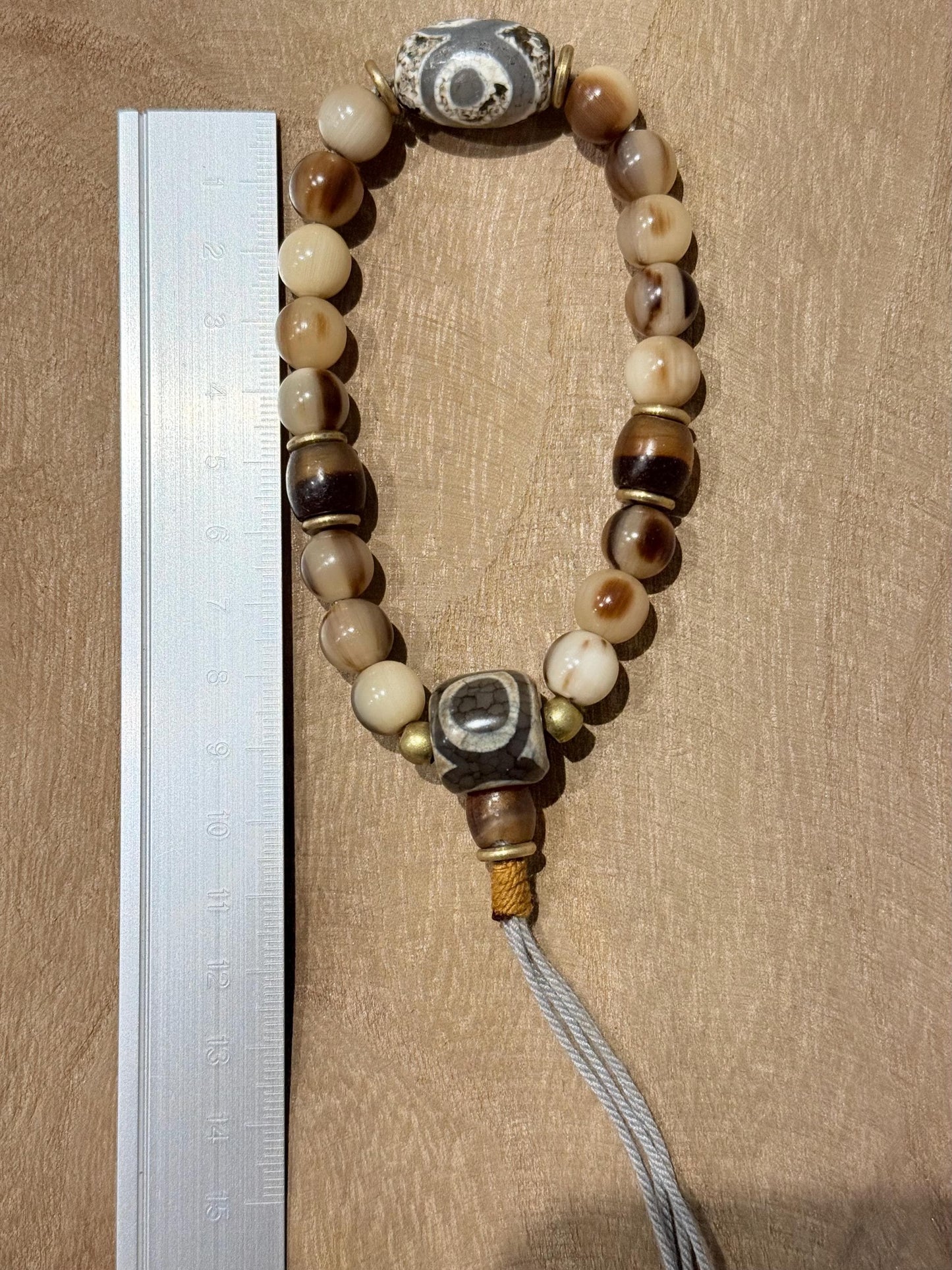 Tibetan Buddhist Spiritual Jewelry, Yak Horn Beads with Rare Old Agate/Dzi Beads Wrist Mala