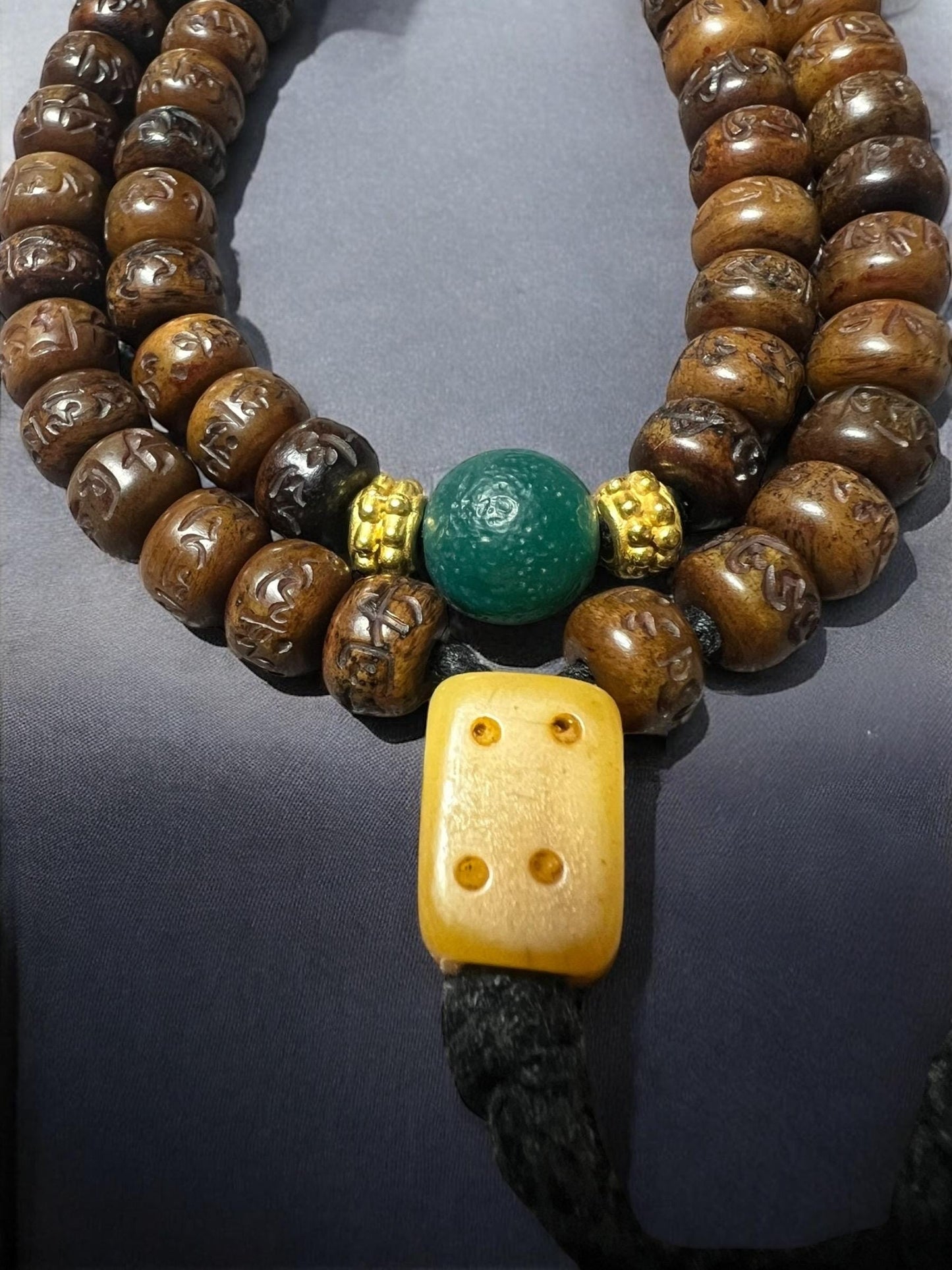 Handmade Yak Bone Bead Bracelet | Tibetan Handheld Mala Prayer Beads with Six-Word Mantra
