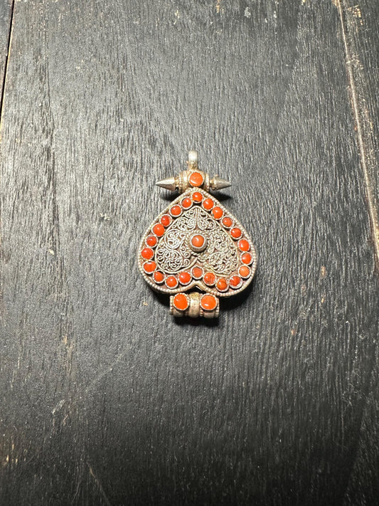 Vintage Tibetan Coral Gau Amulet Box Pendant | Heart-Shaped Filigree Prayer Box | Ethnic Tribal Jewelry