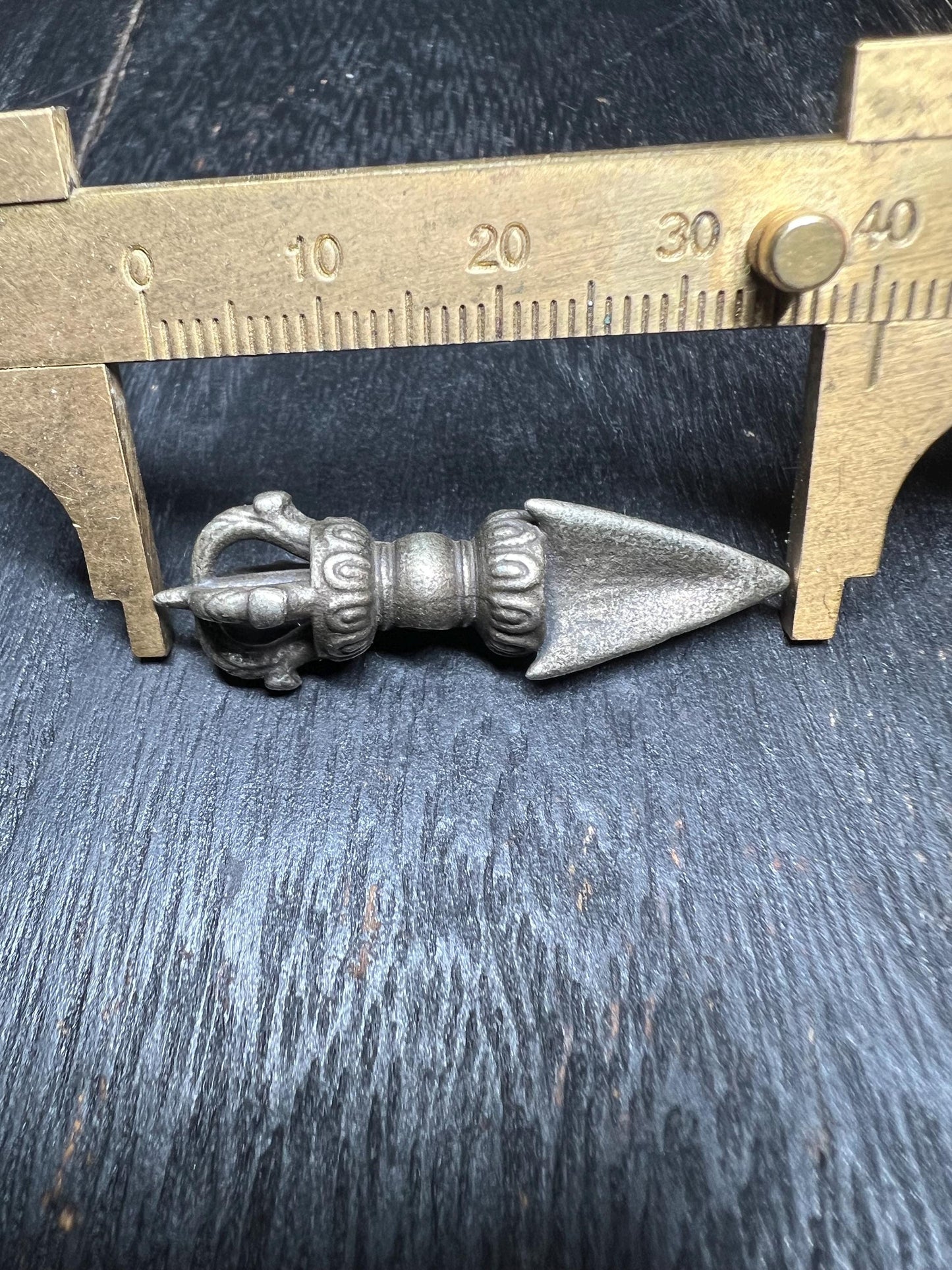 Vintage Tibetan White Brass Phurba Dagger Pendant – Handmade Buddhist Ritual Vajra Kila Talisman – Spiritual Protection Amulet