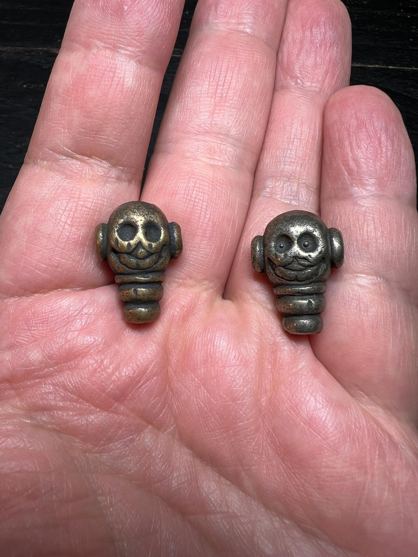Tibetan Skull Guru Bead: Brass Mala Connector - Yellow or White Brass