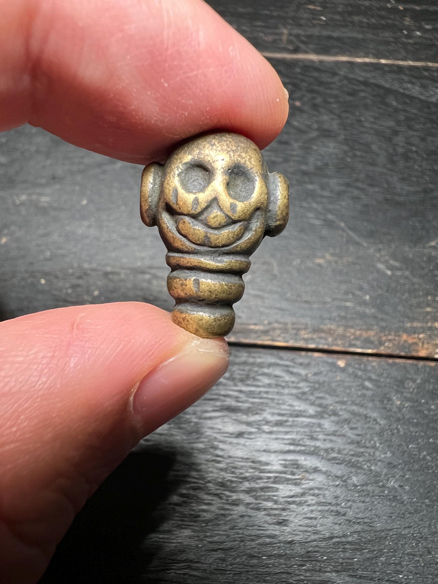 Tibetan Skull Guru Bead: Brass Mala Connector - Yellow or White Brass