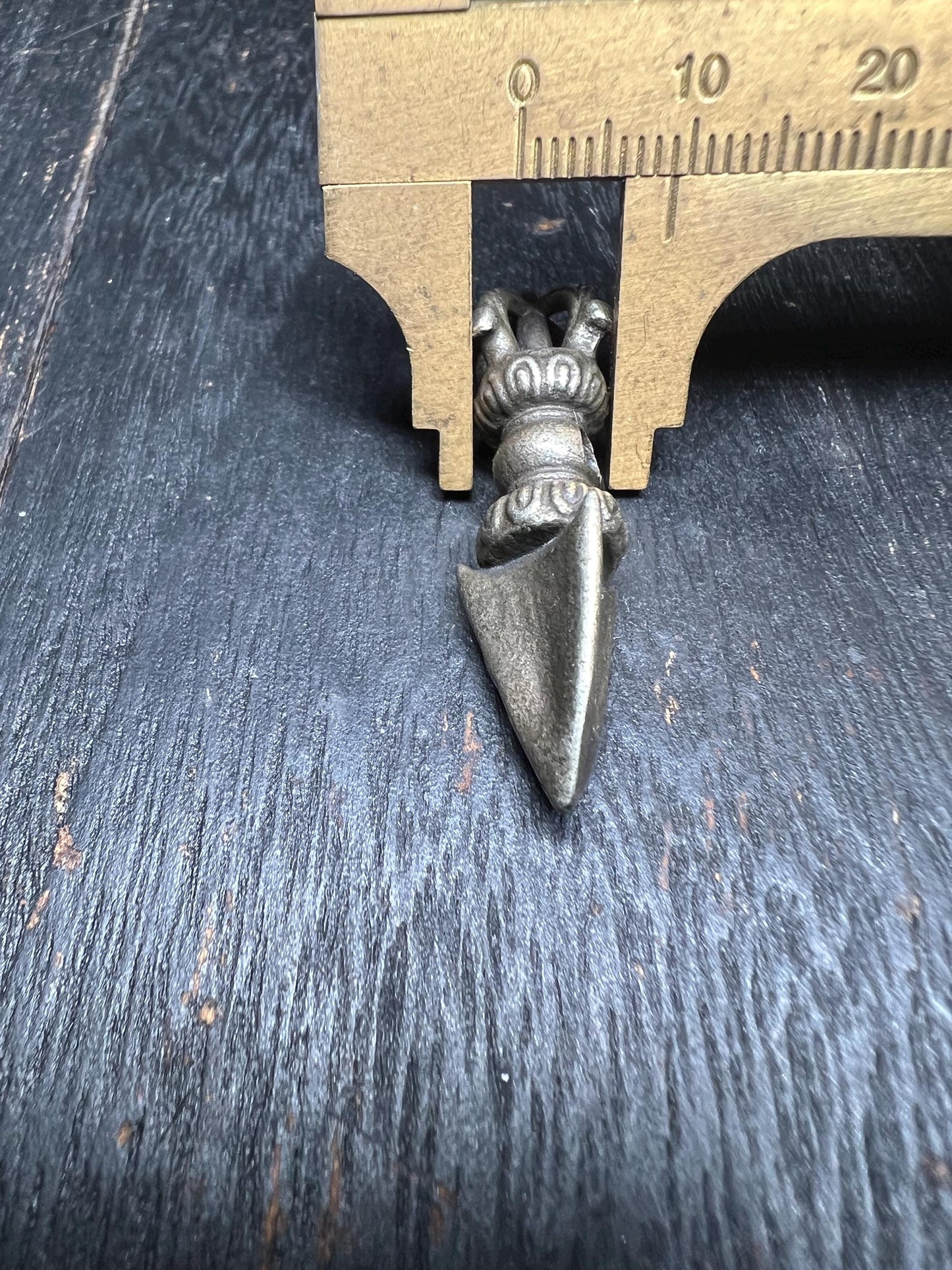 Vintage Tibetan White Brass Phurba Dagger Pendant – Handmade Buddhist Ritual Vajra Kila Talisman – Spiritual Protection Amulet