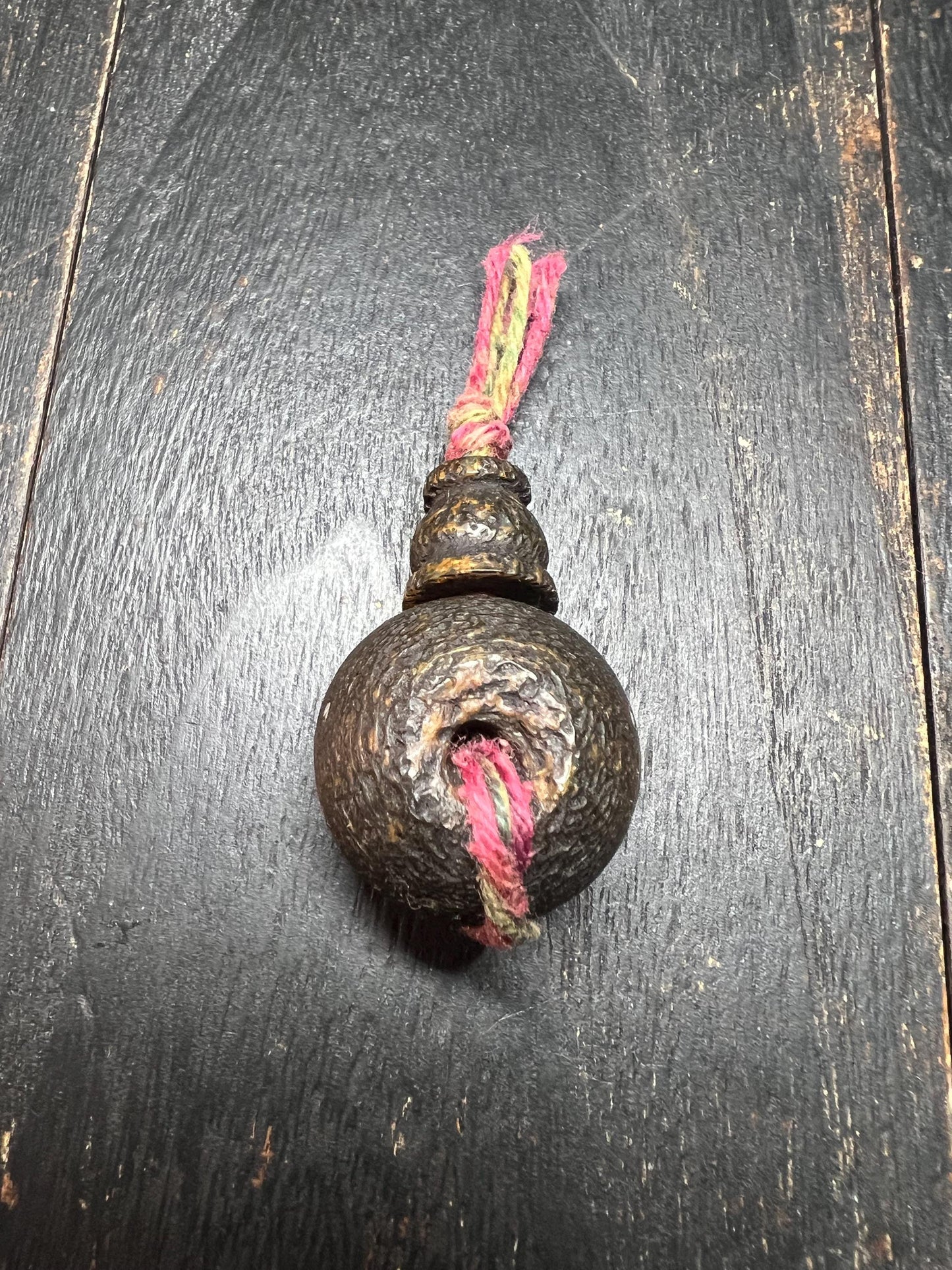 Tibetan Kapala Bone Guru Bead - Handcrafted Buddhist Prayer Mala Bead