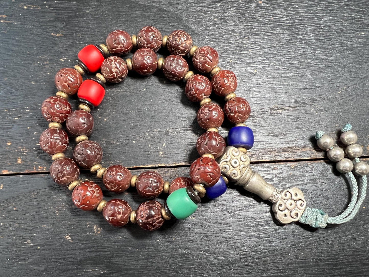 Handmade Tibetan Bodhi Seed Mala – Short Prayer Bead Strand with Silver Guru Bead & Colorful Accents | Buddhist Meditation Beads