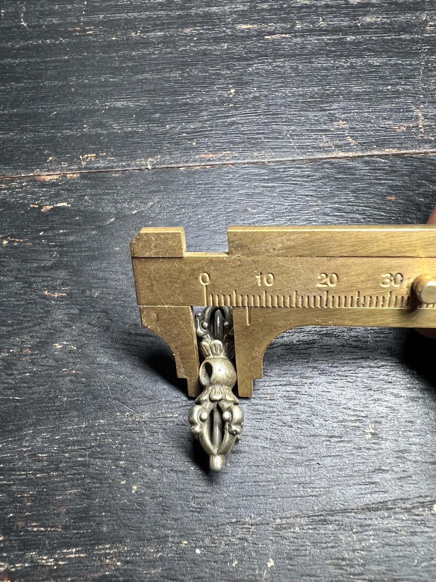 Handmade Vintage White Brass Four-Pronged Vajra Dorje | Tibetan Buddhism Ritual Tool | Himalayan Spiritual Art