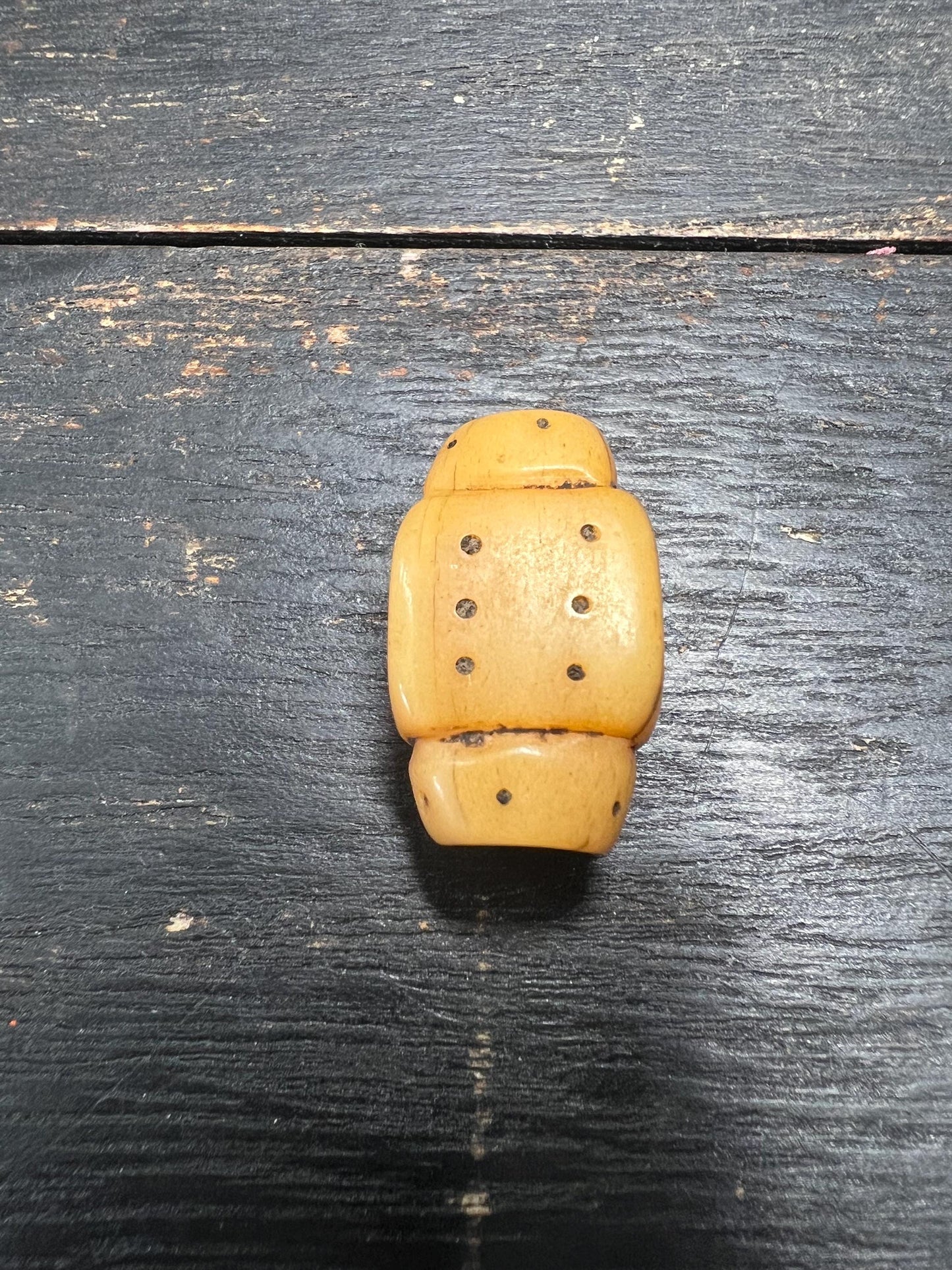 Tibetan Yak Bone Mantra Dot Bead – Hand-Carved Mala Guru Bead, Buddhist Spacer