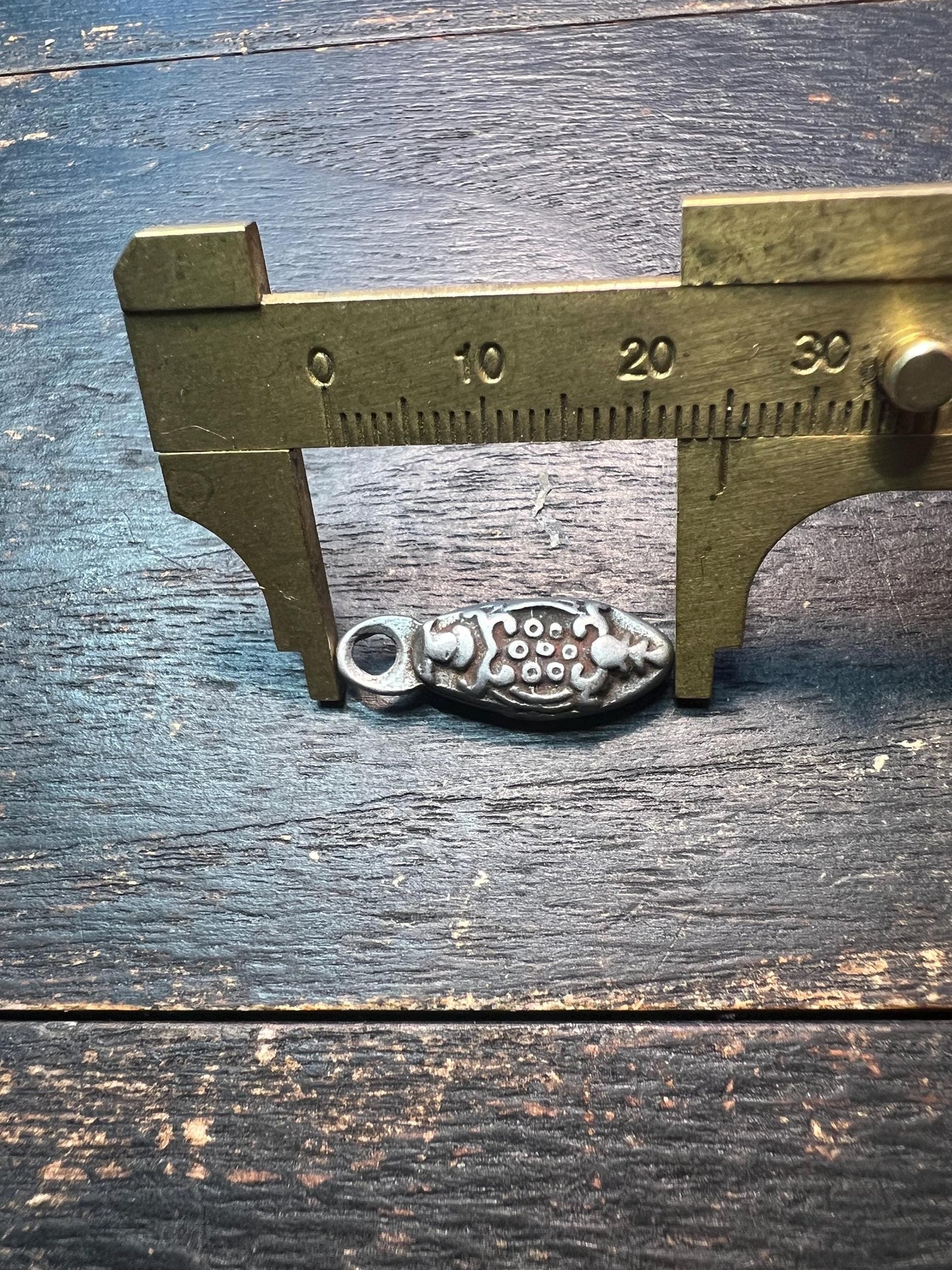 Tibetan Thokcha Iron Scorpion Pendant | Guru Rinpoche Amulet Charm, Ethnic Side Pendant, Buddhist Talisman Jewelry Supply