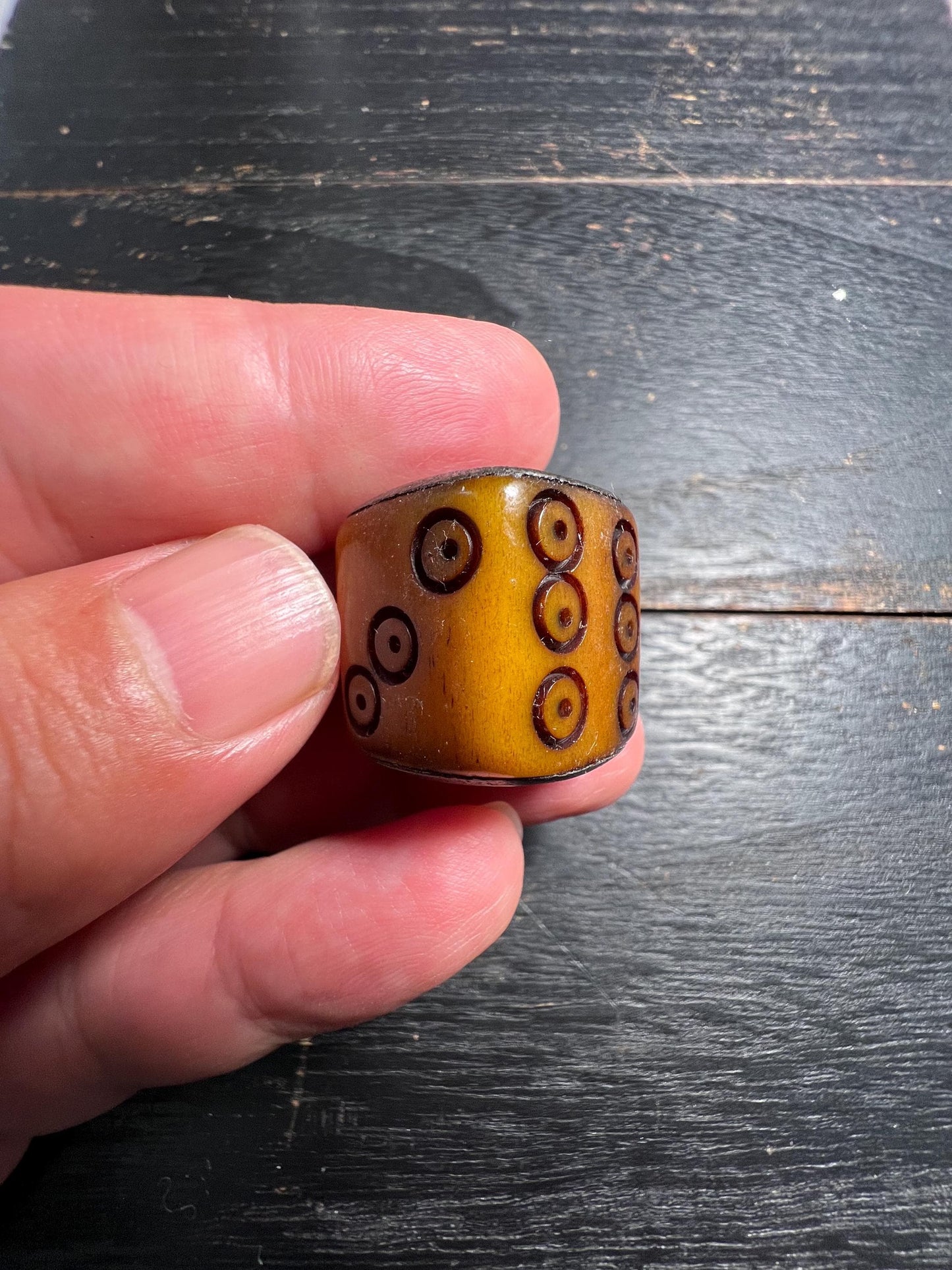 Large Old Tibetan Yak Bone Dice Bead – Buddhist Palden Lhamo Talisman – Vintage Ritual Ornament from Nepal