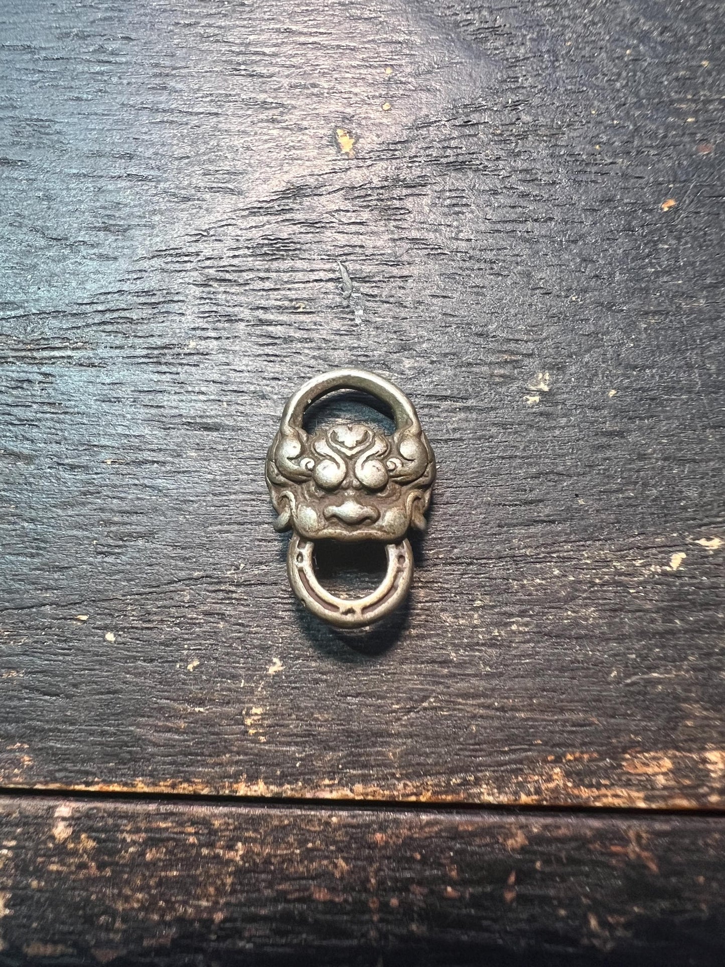 Brass Tibetan Sutra Clip – Antique-Style Book Buckle, Buddhist Altar Ritual Tool
