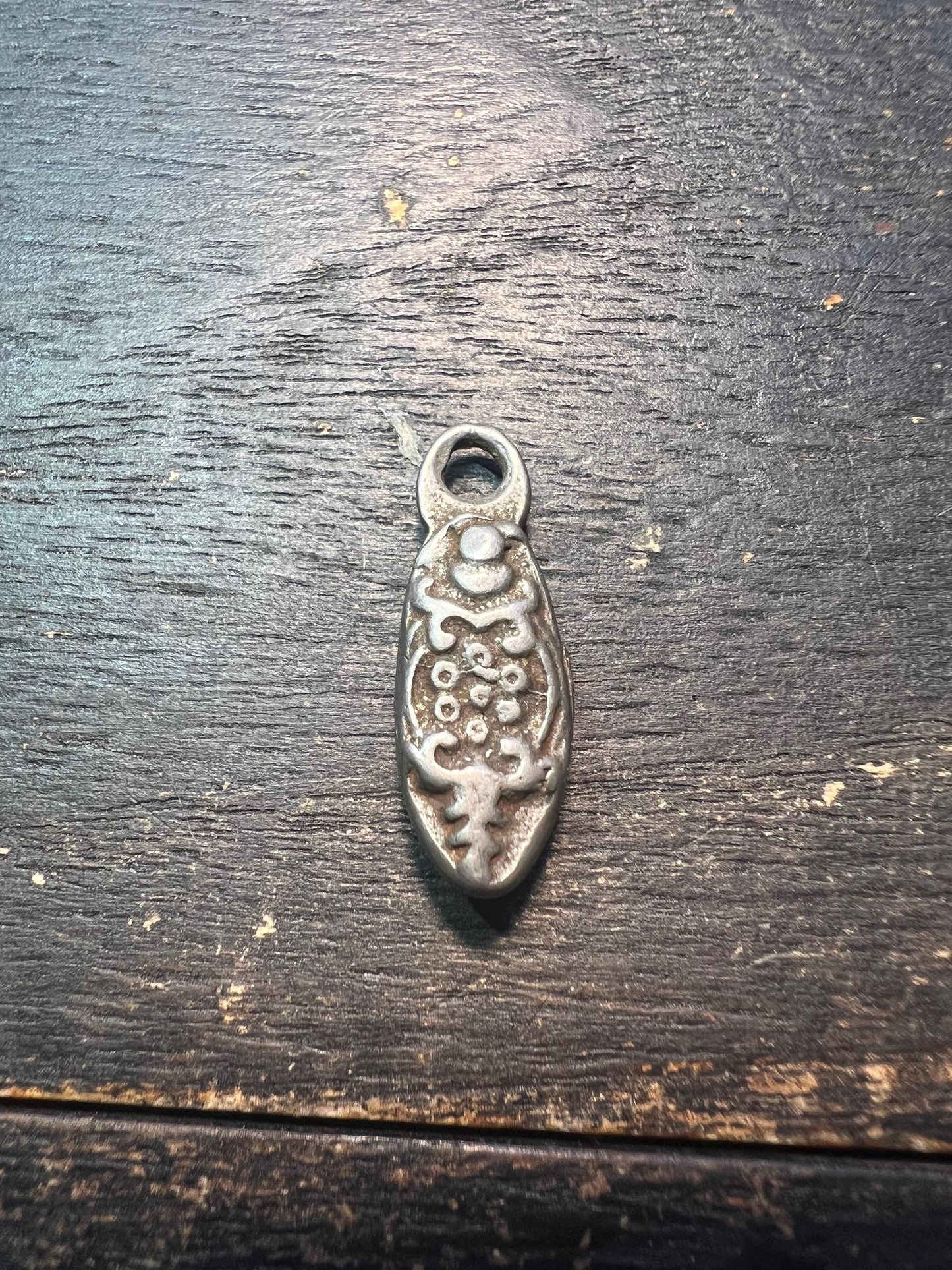 Tibetan Thokcha Iron Scorpion Pendant | Guru Rinpoche Amulet Charm, Ethnic Side Pendant, Buddhist Talisman Jewelry Supply