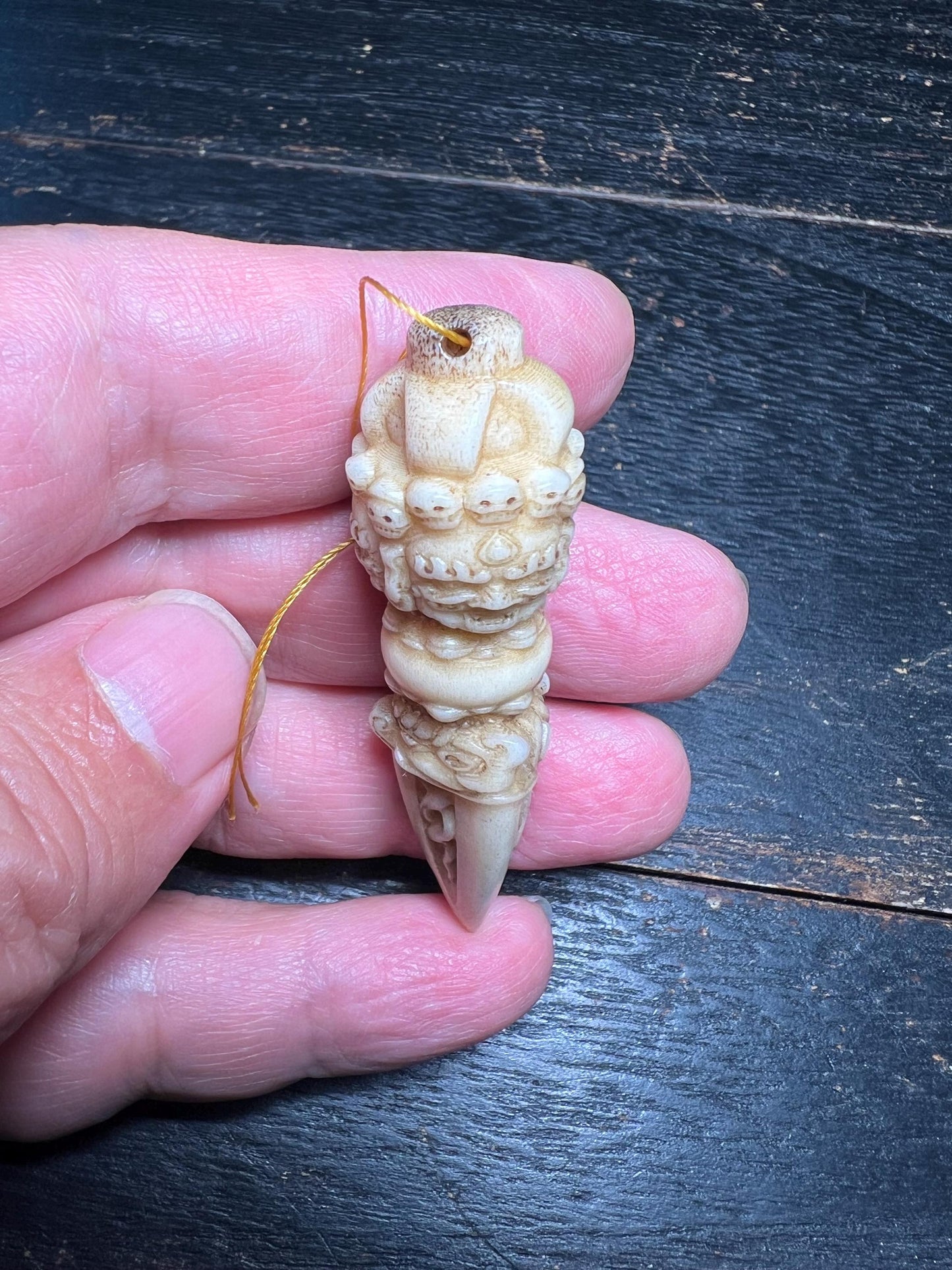 Deer Antler Phurpa Amulet – 6 cm Tibetan Ritual Kila Dagger, Vajrakilaya Protection Talisman, Shamanic Tool from Himalaya