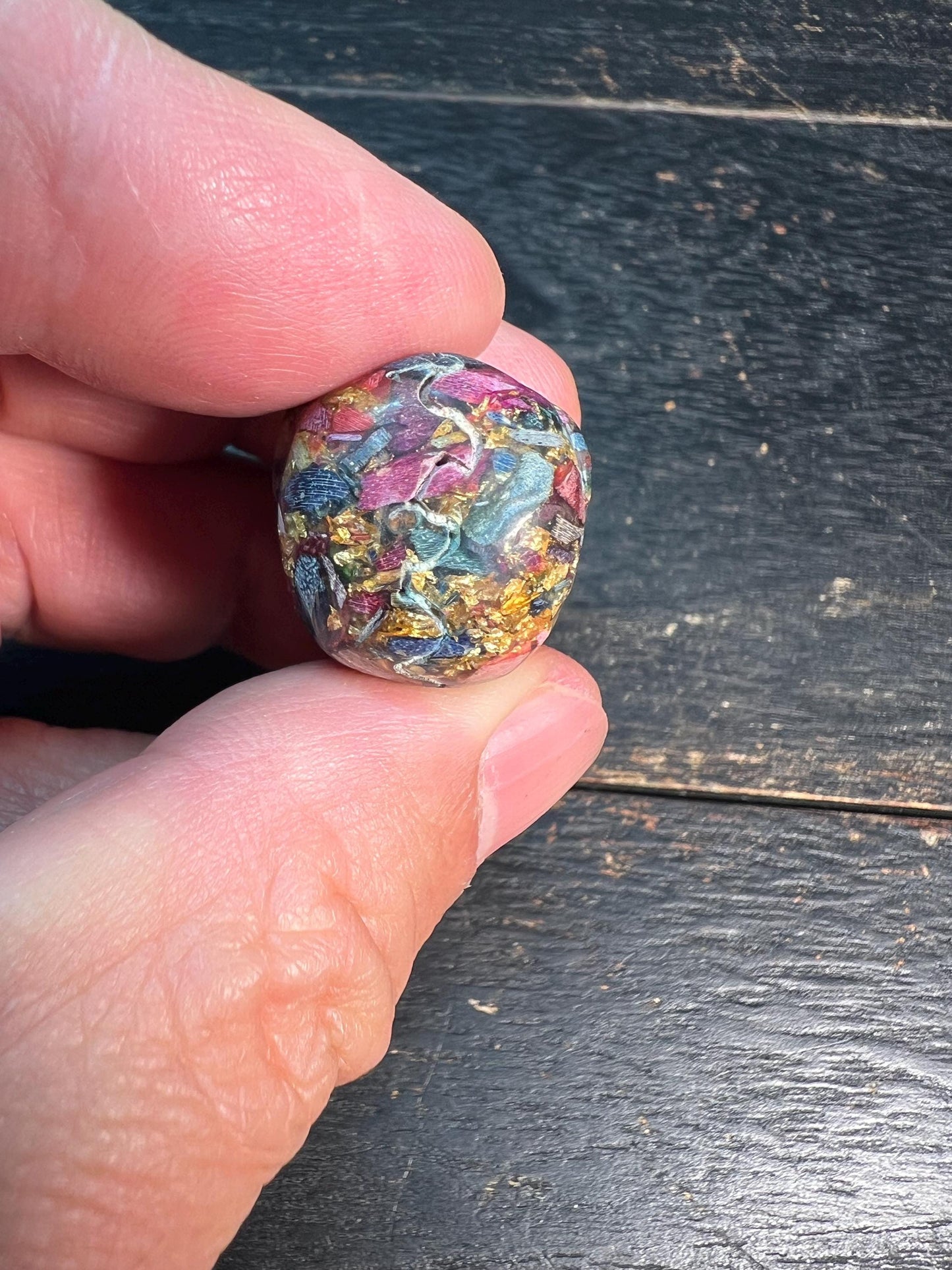 Hand-Carved Yak Bone Guru Bead Dice – Tibetan Mala Connector with Antique Finish