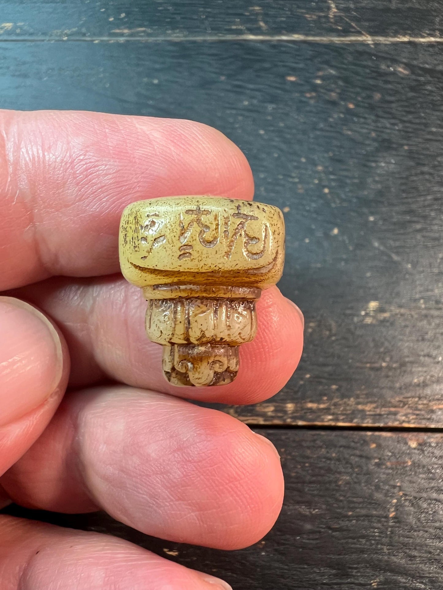 Tibetan Camel Bone Three-Way Guru Bead – Six-Syllable Mantra Carving, Mala Divider
