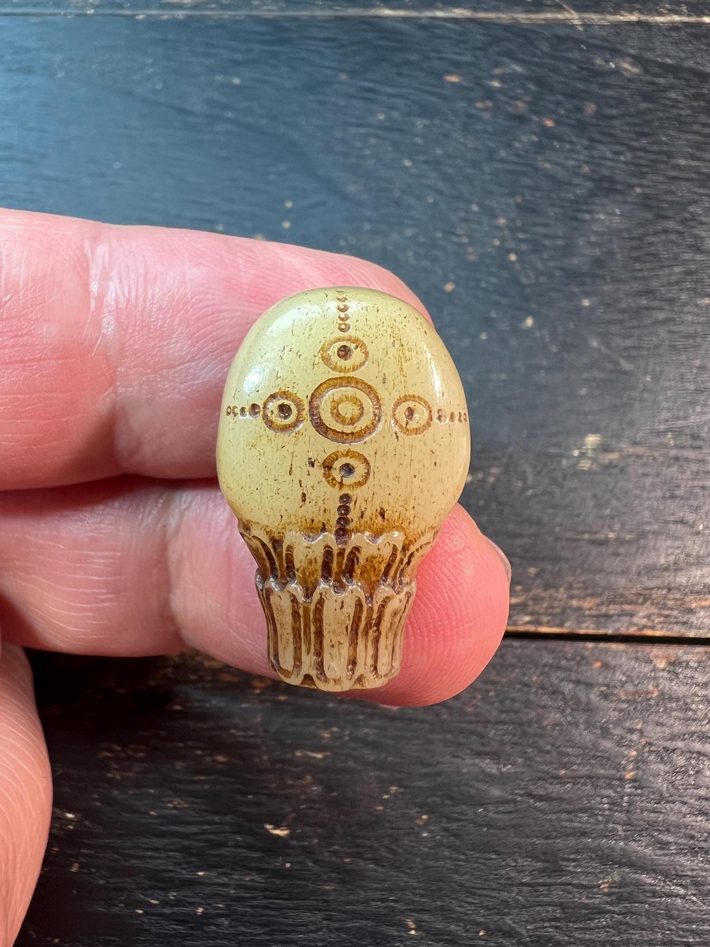 Tibetan Camel Bone Guru Bead – Carved Buddha & Mantra Dots, Three-Way Connector