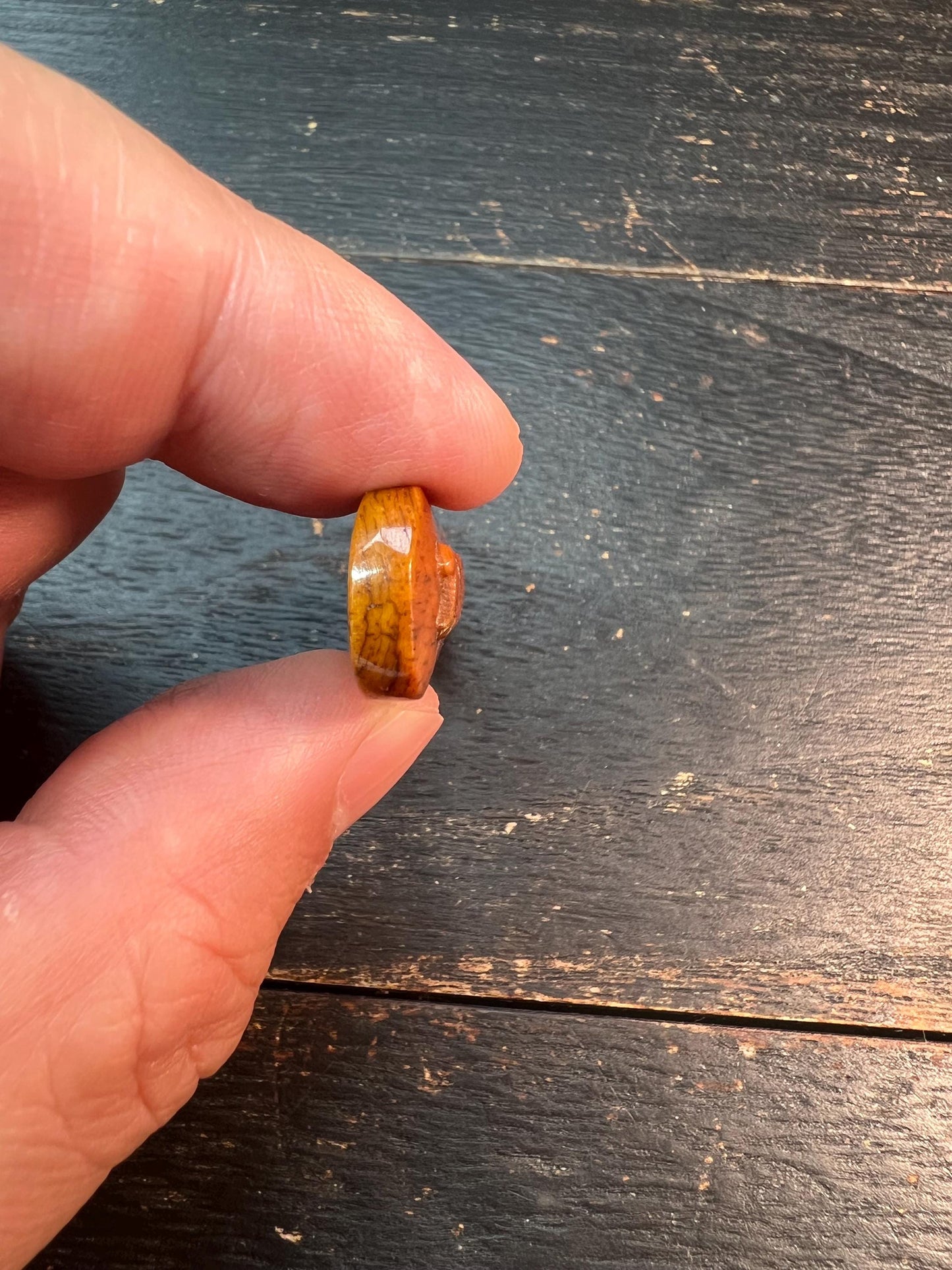Tibetan Yak Bone Pendant – Hand-Carved Six-Syllable Mantra (“Om Mani Padme Hum”)