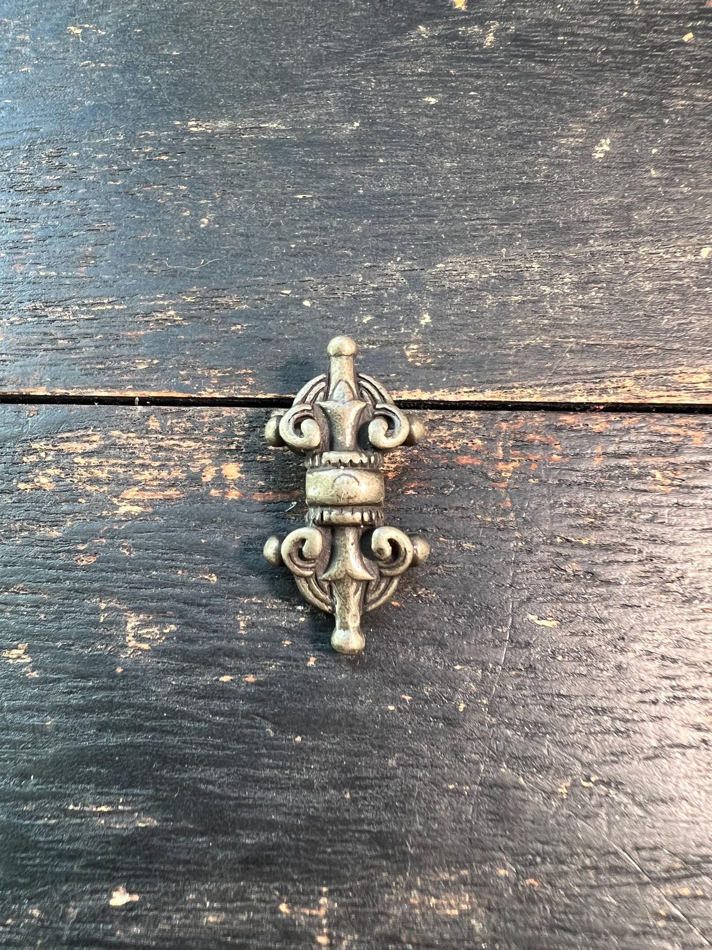Handmade Tibetan Brass Vajra Amulet for Prayer Bead, Mala Pendant, Buddhist Protection Charm