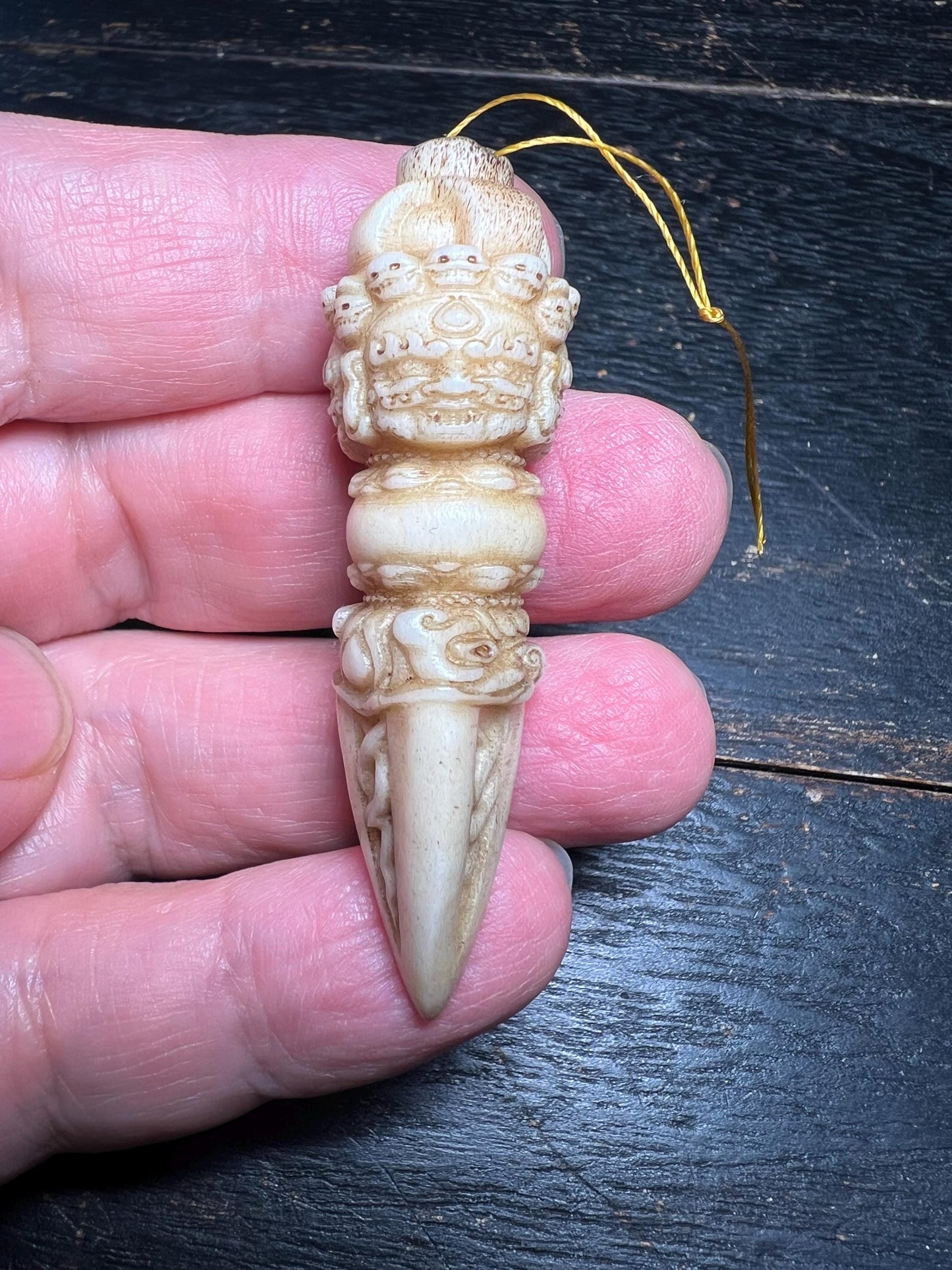 Deer Antler Phurpa Amulet – 6 cm Tibetan Ritual Kila Dagger, Vajrakilaya Protection Talisman, Shamanic Tool from Himalaya