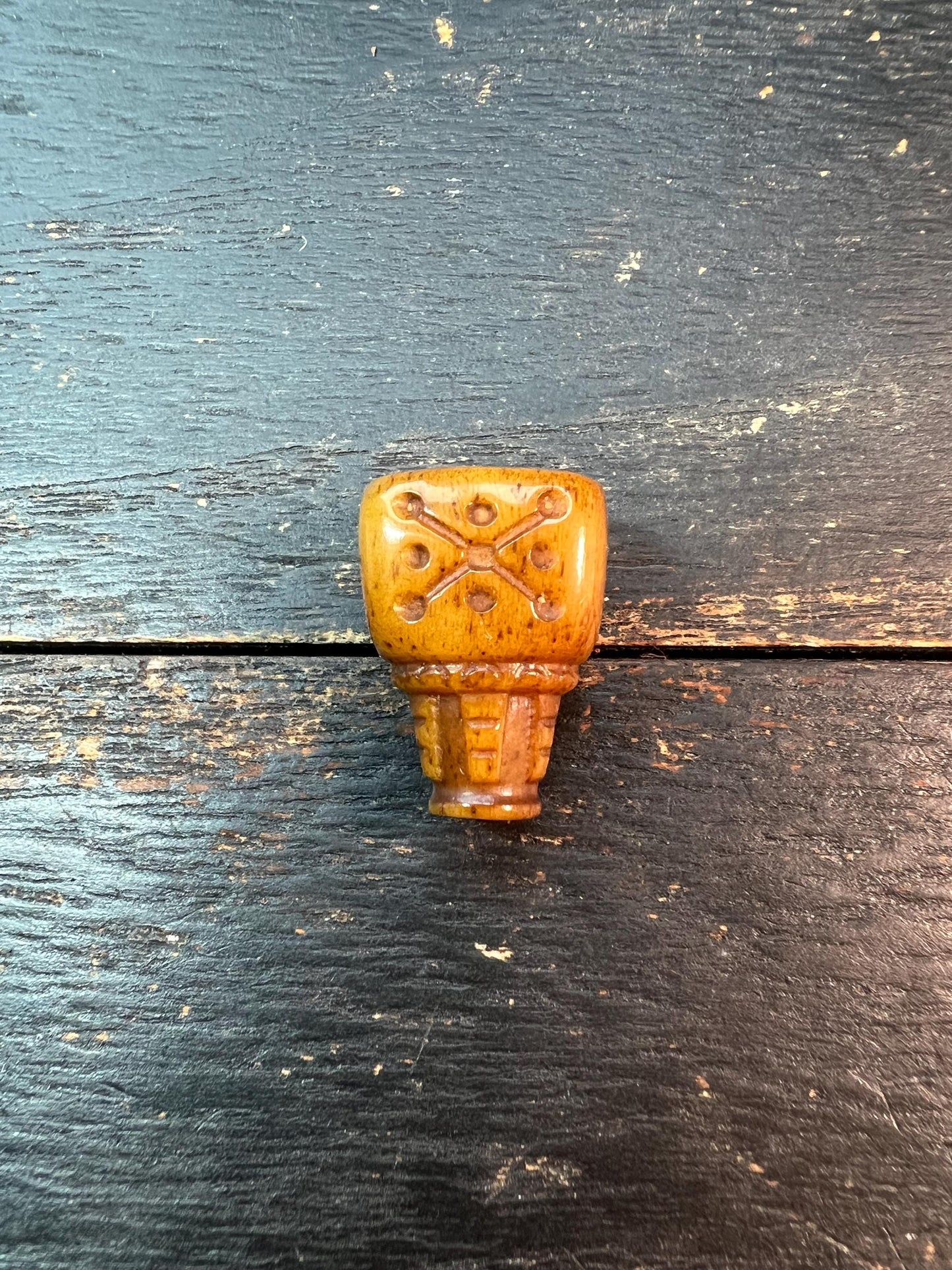 Tibetan Yak Bone Three-Way Guru Bead – Hand-Carved Mantra Dot Pattern