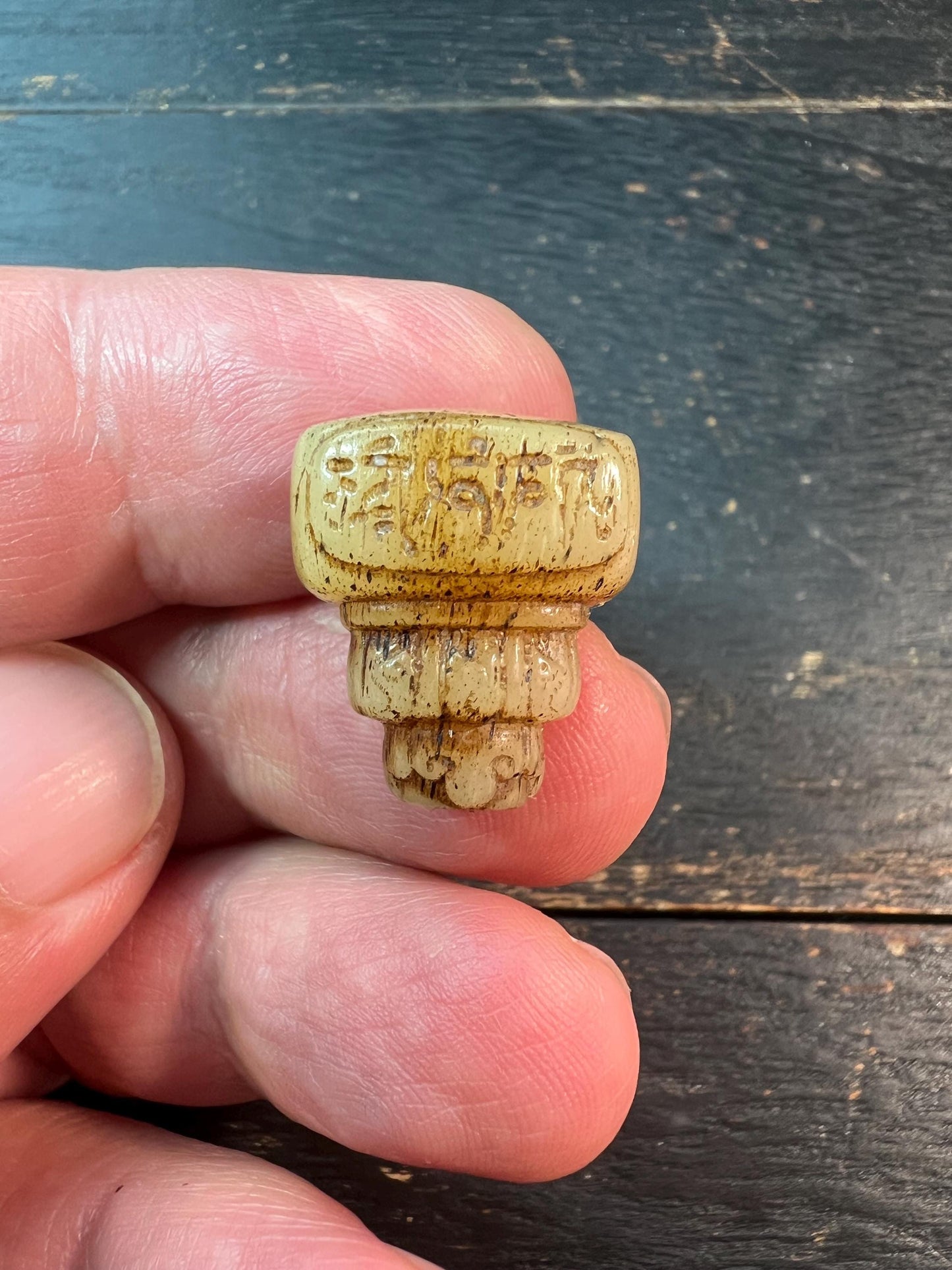 Tibetan Camel Bone Three-Way Guru Bead – Six-Syllable Mantra Carving, Mala Divider