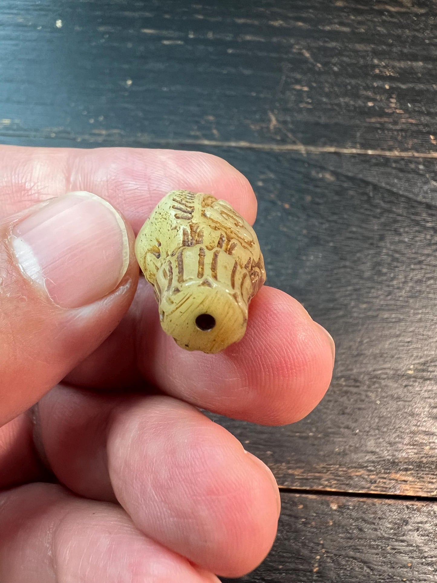 Tibetan Camel Bone Guru Bead – Carved Buddha & Mantra Dots, Three-Way Connector