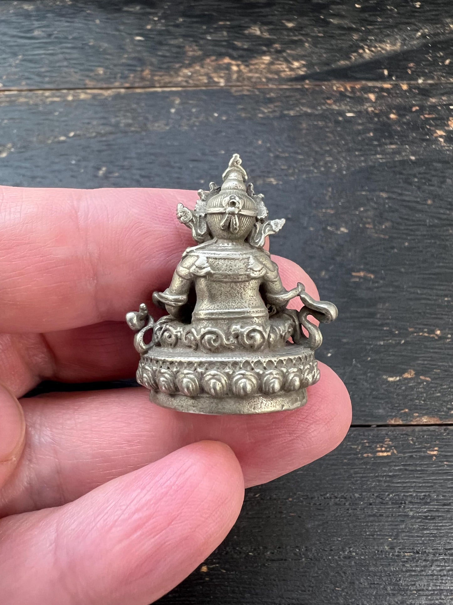 Tibetan Dzambhala Wealth Deity Statue – White Metal Miniature Buddhist Prosperity God, 33mm