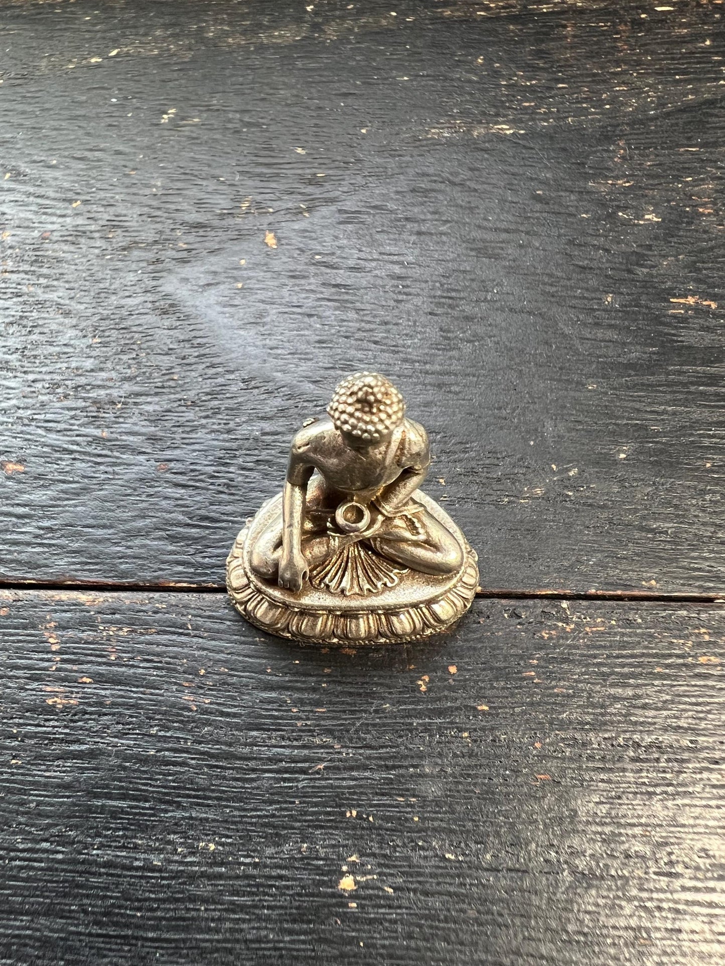 Mini White Copper Shakyamuni Buddha Statue, Handmade Meditation Figurine, 32mm Small Buddhist Altar Sculpture, Zen Spiritual Decor