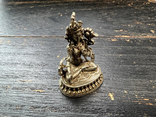 Mini Green Tara White Bronze Statue – 32mm Tibetan Buddhist Mother Deity, Small Spiritual Altar Sculpture, Handcrafted Nepal Amulet