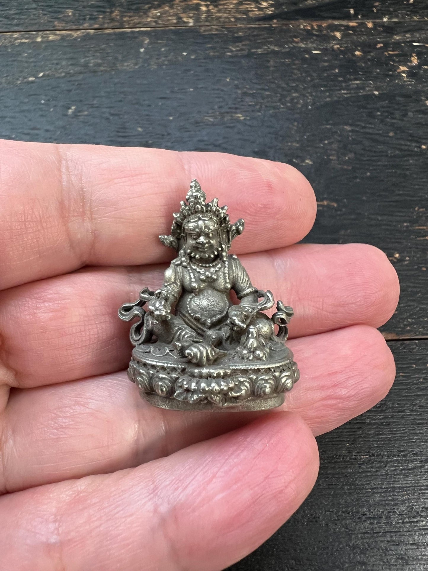 Tibetan Dzambhala Wealth Deity Statue – White Metal Miniature Buddhist Prosperity God, 33mm