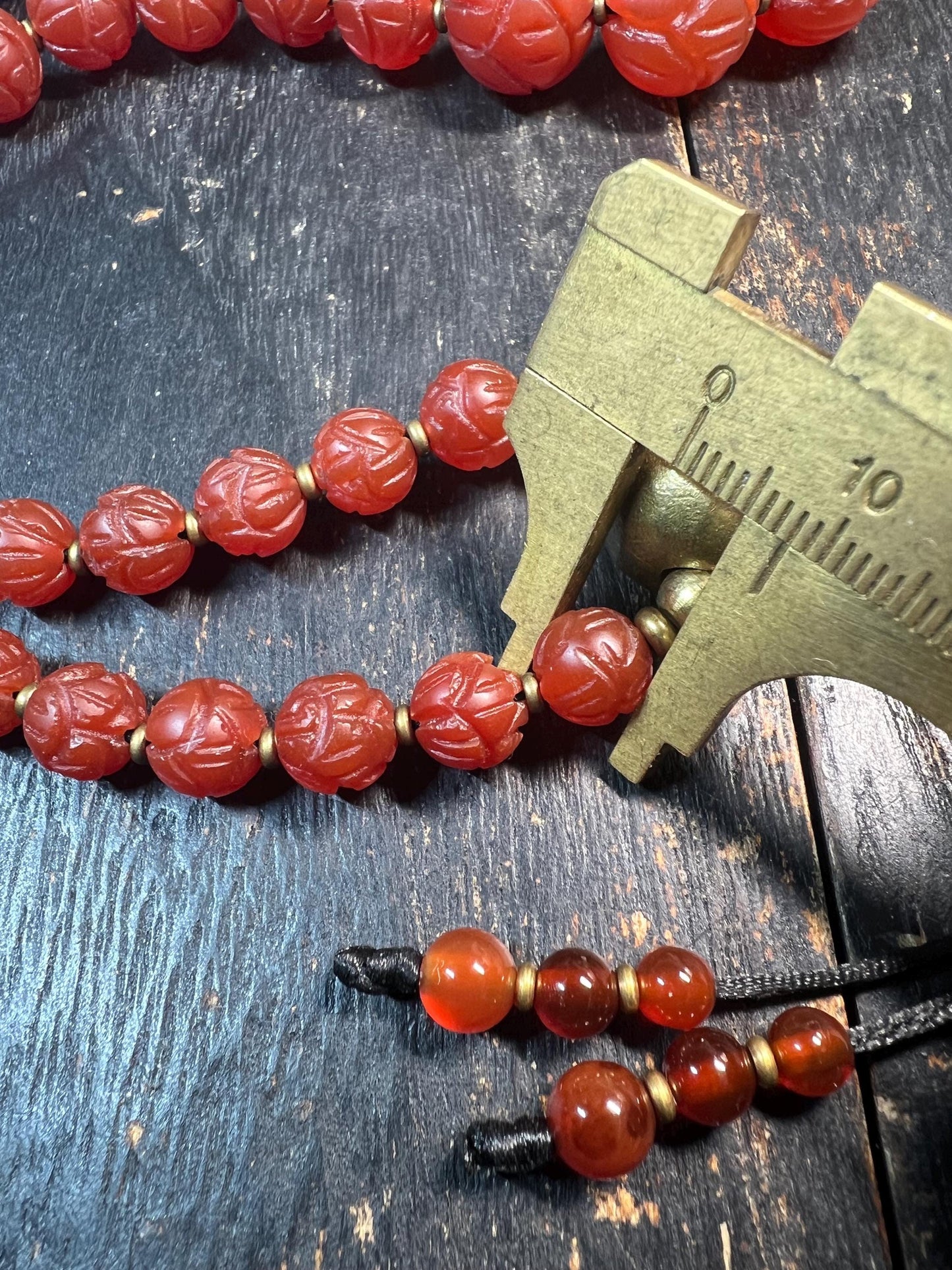 Handmade Tibetan Red Agate Mala – 47 Carved Prayer Beads with Copper Guru Bead, Buddhist Meditation Necklace, Spiritual Jewelry