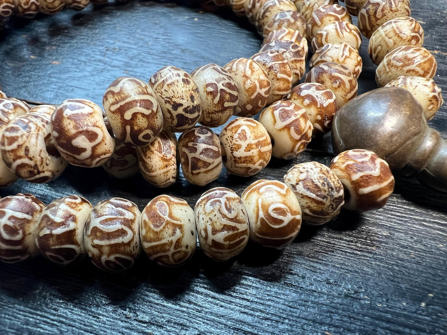 Handcrafted Yak Bone Mala – 108 Beads, Six-Syllable Mantra Carved, Dzi Bead, Brass Guru Bead, Tibetan Buddhist Prayer Necklace, 9mm 28”