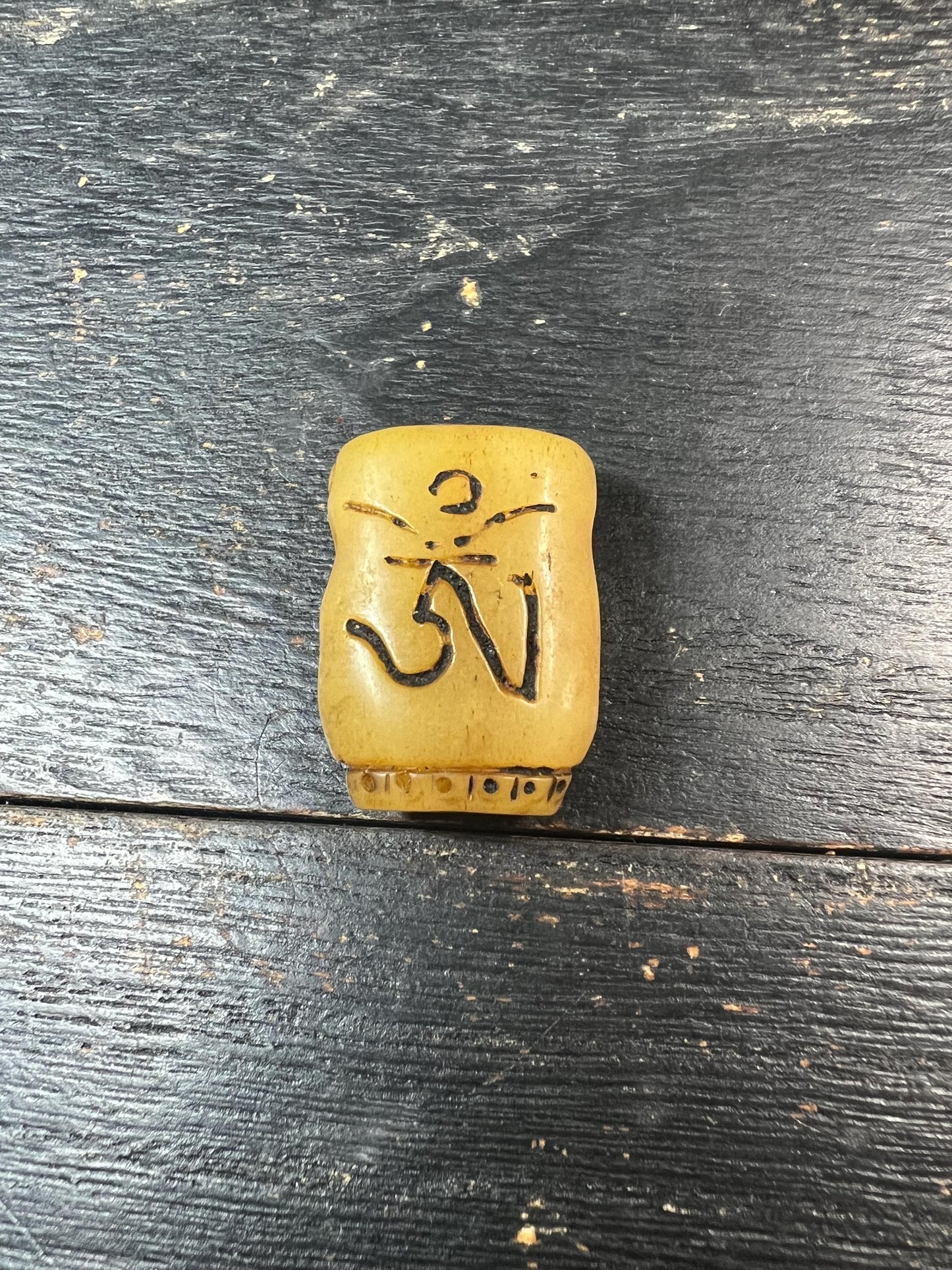 Hand-Carved Yak Bone Citipati Skull Guru Bead with Om Mani Mantra, Tibetan Charnel Ground Mala Focal, 3‑Hole Yak Bone Connector