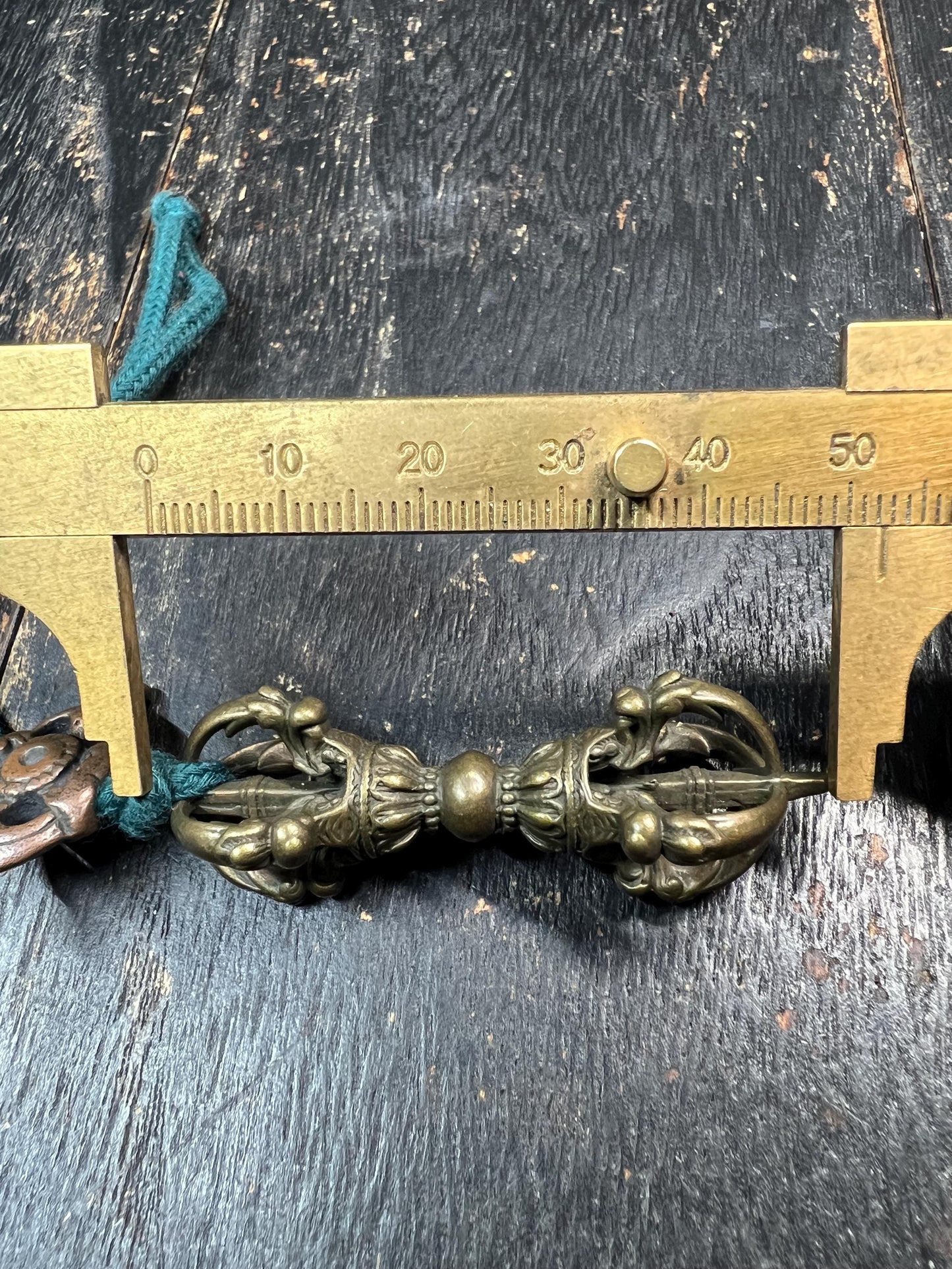 Vintage Tibetan Vajra Pendant – Solid Brass & Pure Copper Dorje Amulet – Buddhist Protection Talisman Necklace – Handcrafted Ritual Jewelry