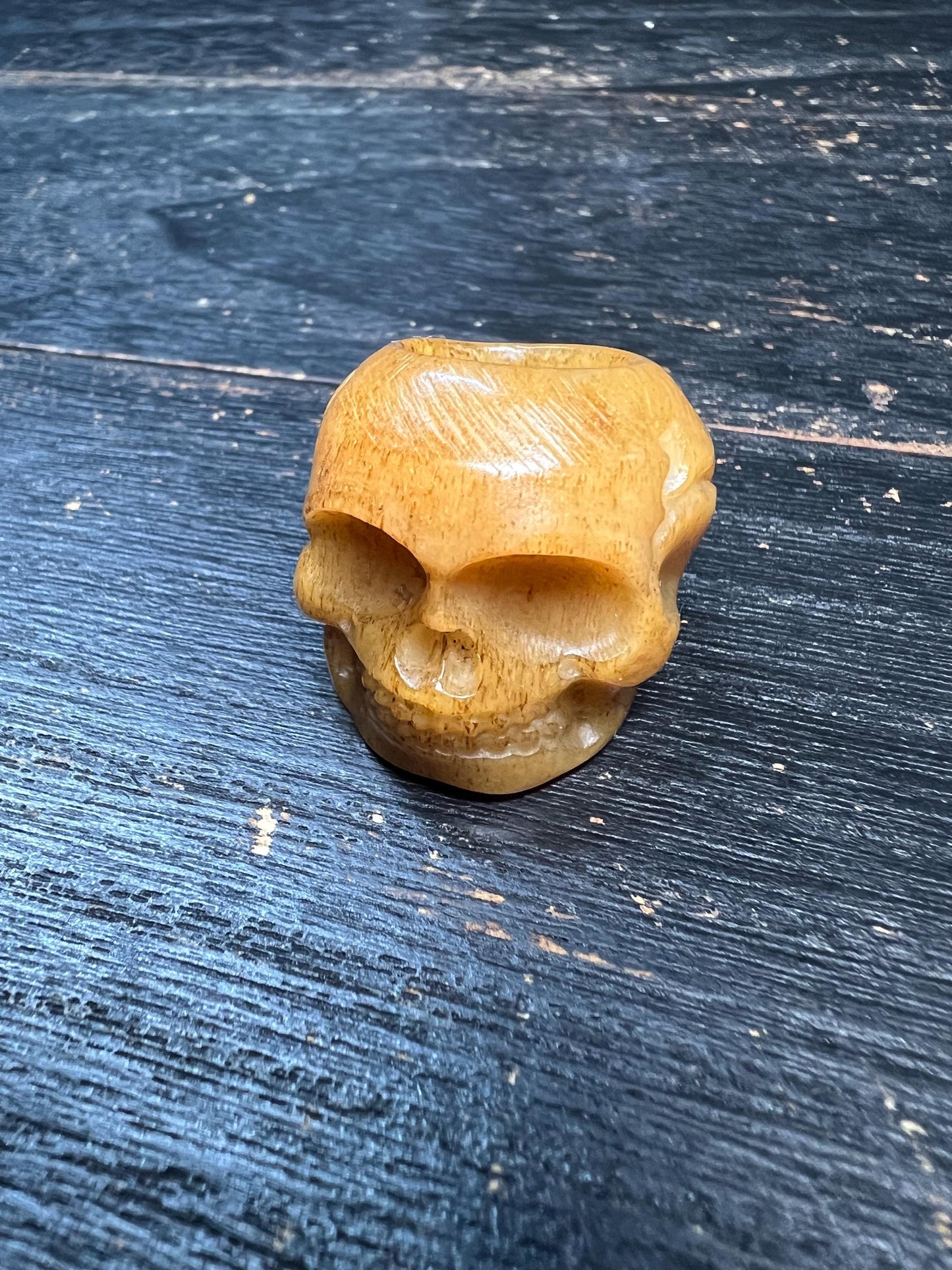 Hand Carved Yak Bone Skull Guru Bead, Large Hole Citipati Pendant, Tibetan Buddhist Impermanence Amulet, Natural Bone Bead for Mala Making