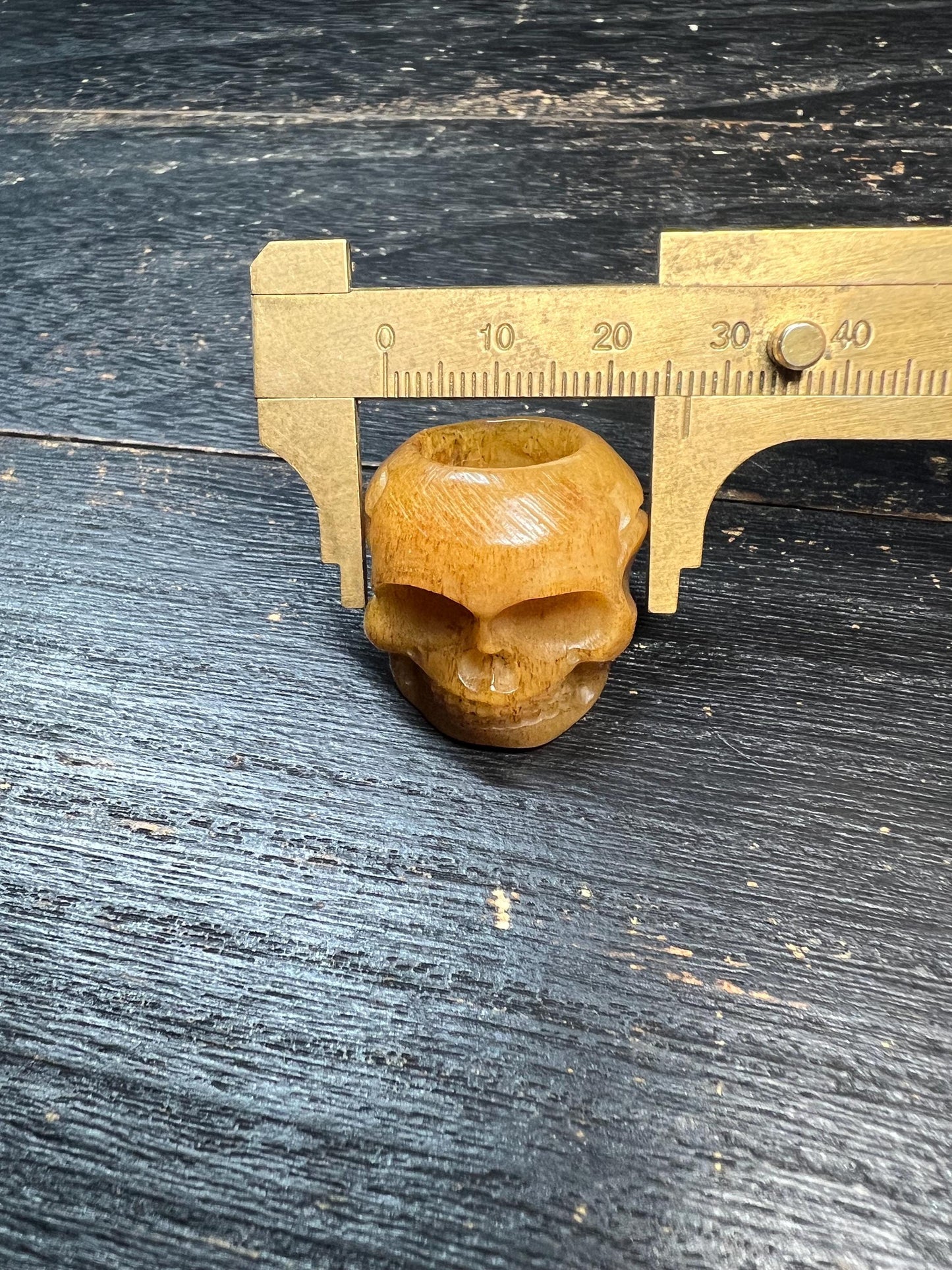 Hand Carved Yak Bone Skull Guru Bead, Large Hole Citipati Pendant, Tibetan Buddhist Impermanence Amulet, Natural Bone Bead for Mala Making