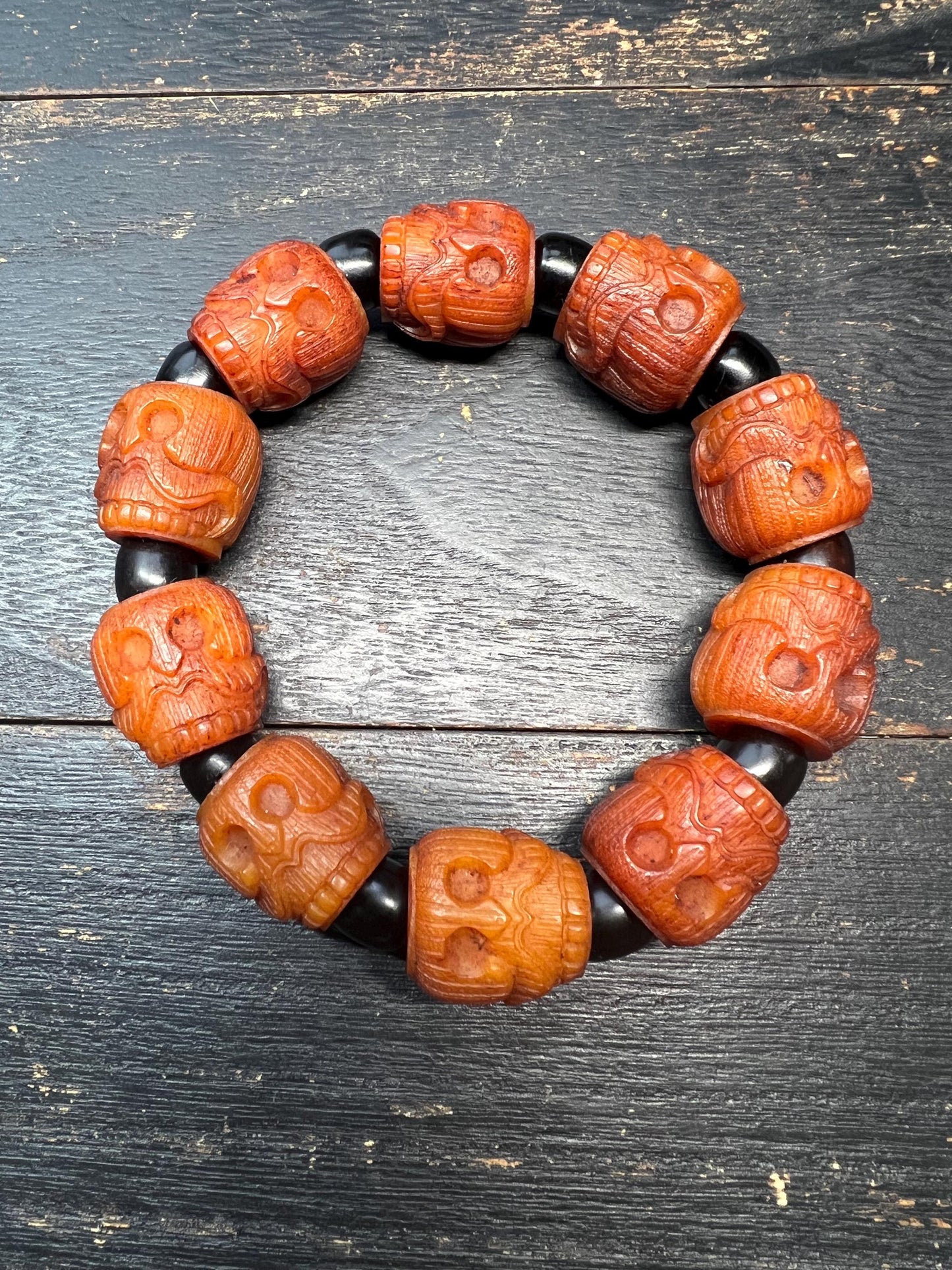 Hand‑Carved Yak Bone Citipati Skull Bracelet, Cemetery‑Ground Skull Beads with Black Resin Spacers, Fits 8–9 inch Wrist