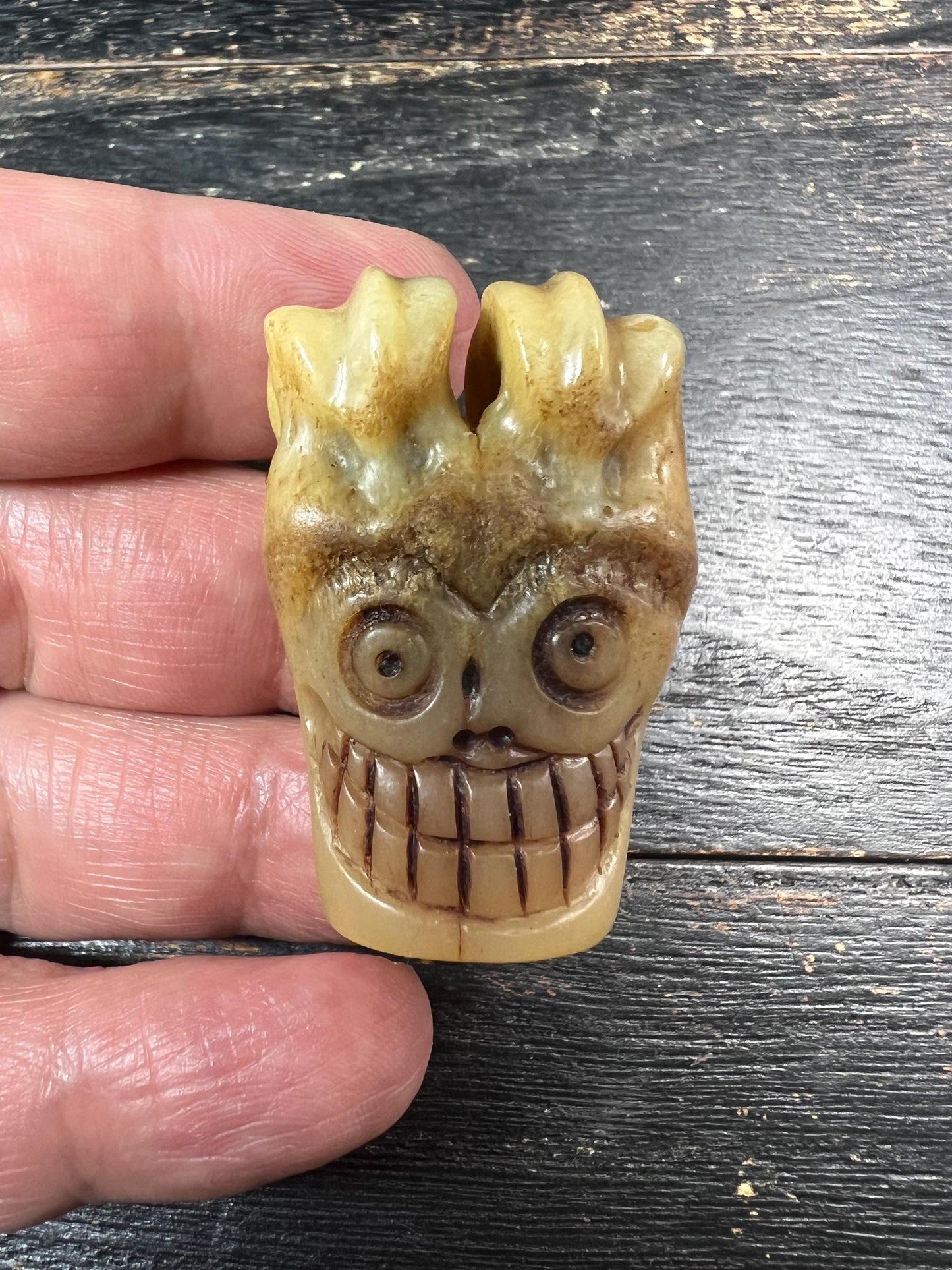 Hand‑Carved Yak Bone Cemetery Guardian Skull Guru Bead with Mantra Dots, Tibetan Buddhist Mala Connector
